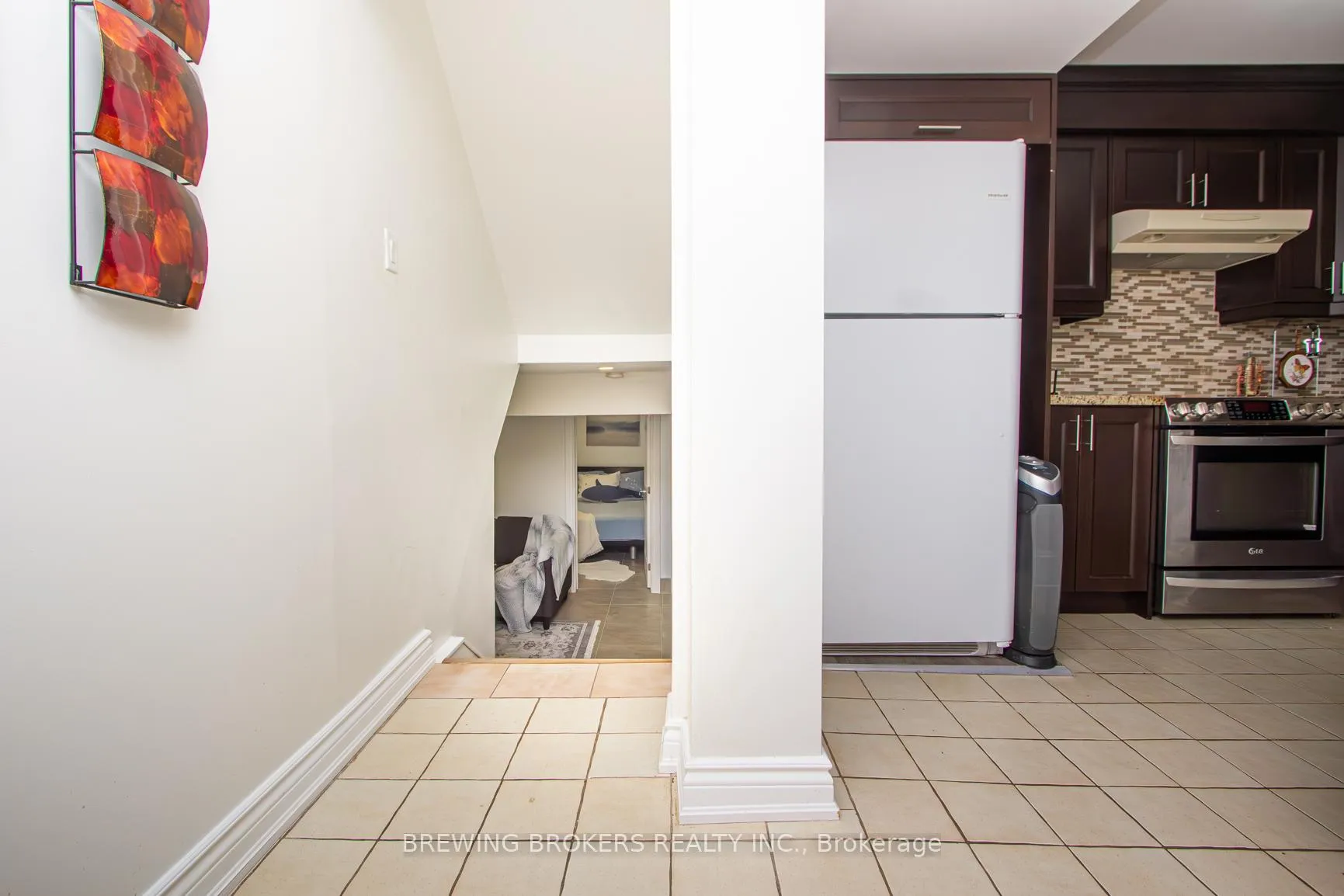 Photo 13 of 55 Elmhurst Drive, Etobicoke, Elms-Old Rexdale — HOMEH