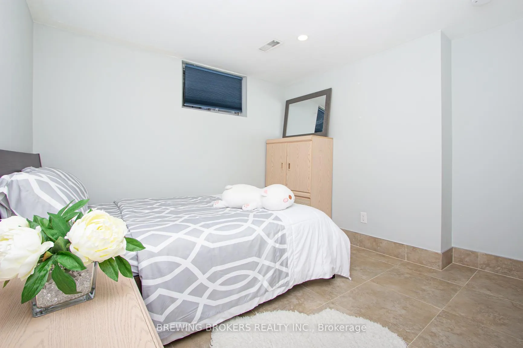 Photo 25 of 55 Elmhurst Drive, Etobicoke, Elms-Old Rexdale — HOMEH