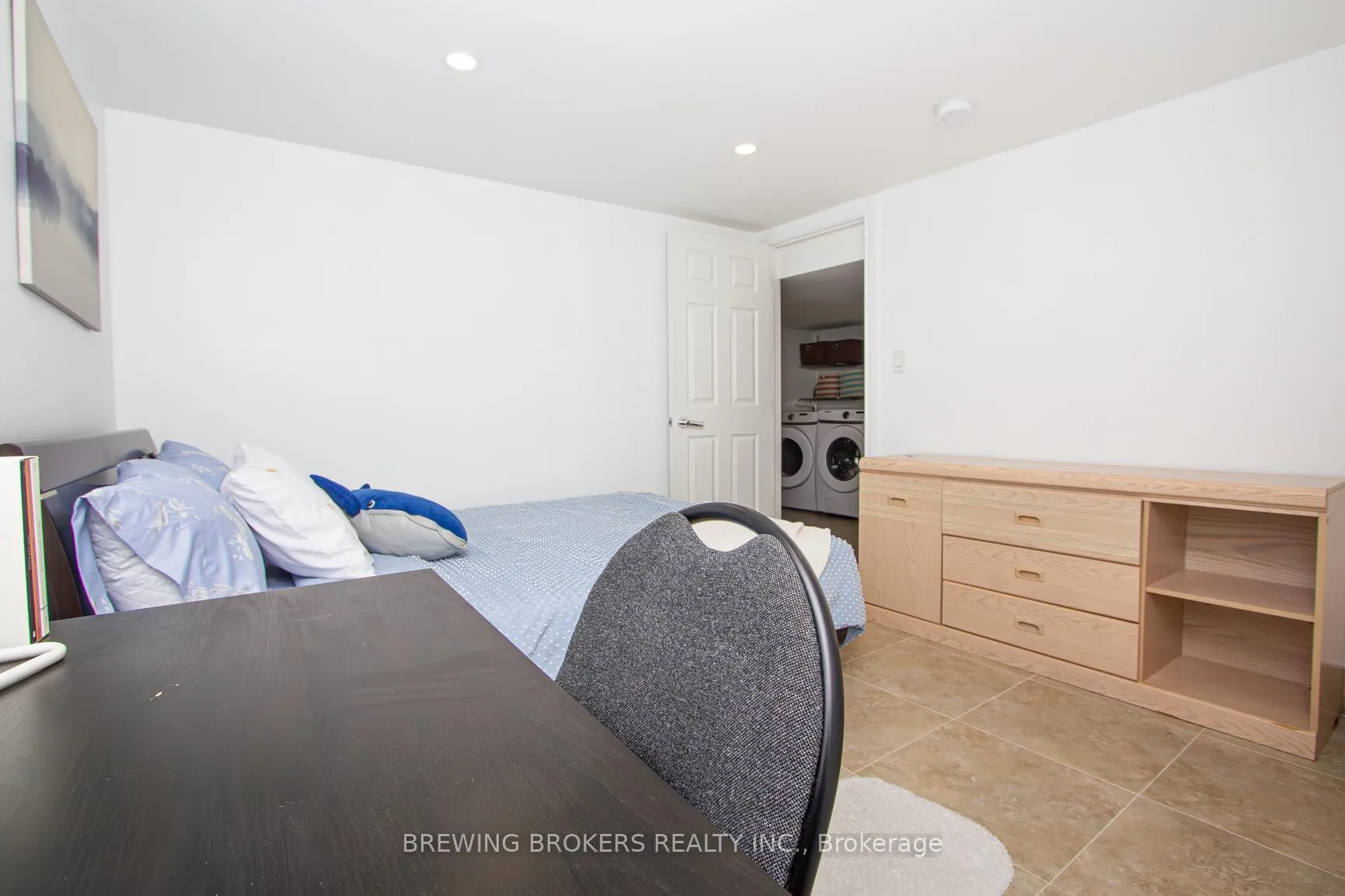 Photo 29 of 55 Elmhurst Drive, Etobicoke, Elms-Old Rexdale — HOMEH