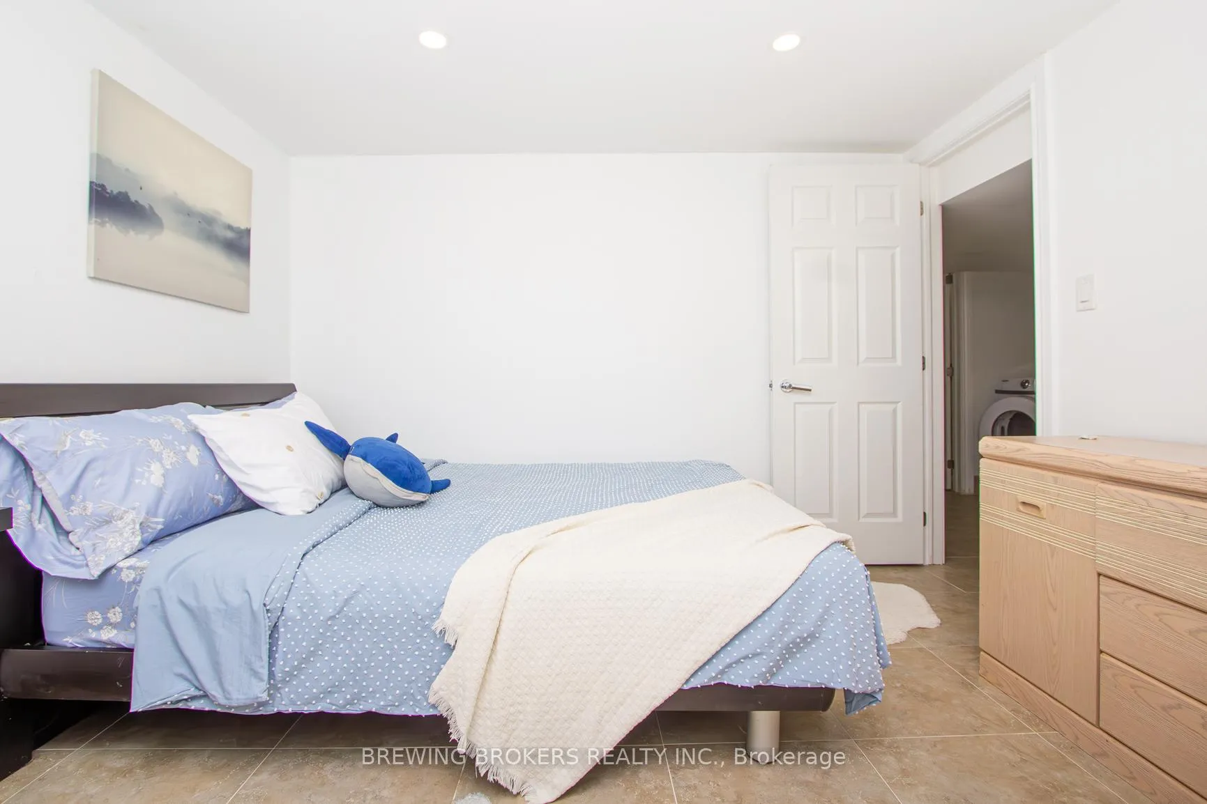 Photo 30 of 55 Elmhurst Drive, Etobicoke, Elms-Old Rexdale — HOMEH