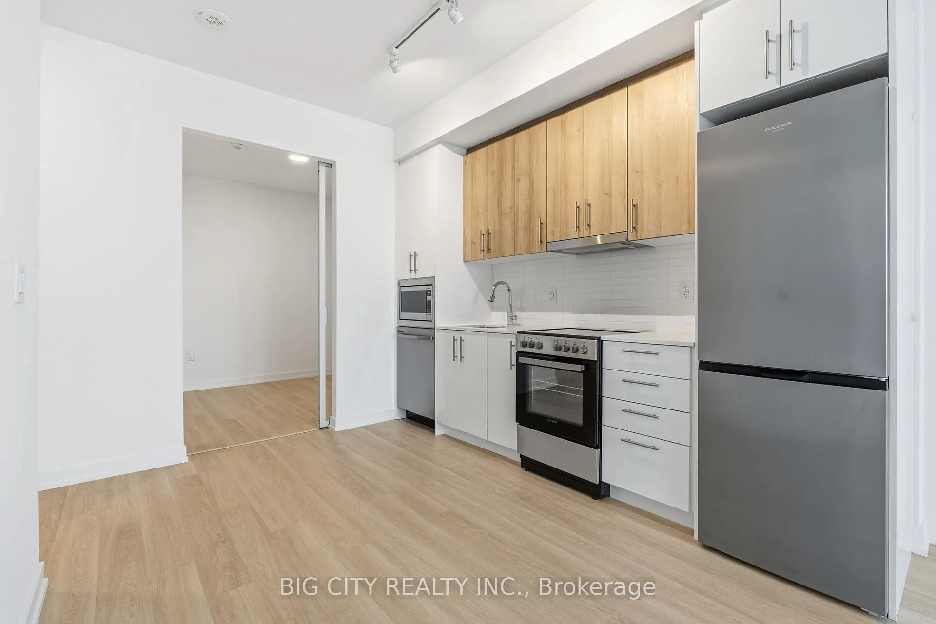 Photo 3 of Unit 1206A, 9763 Markham Road, Markham, Greensborough — HOMEH