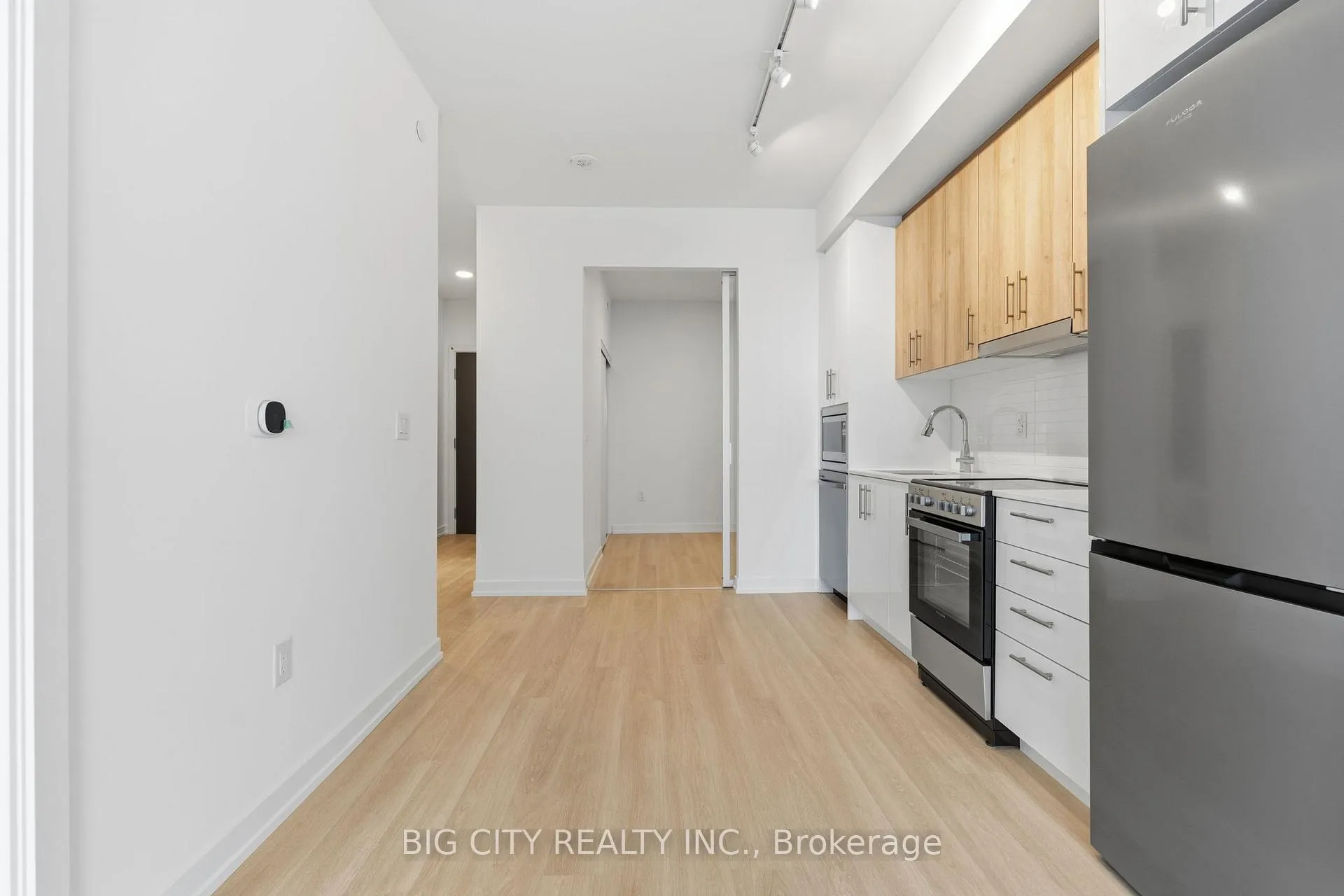 Photo 6 of Unit 1206A, 9763 Markham Road, Markham, Greensborough — HOMEH