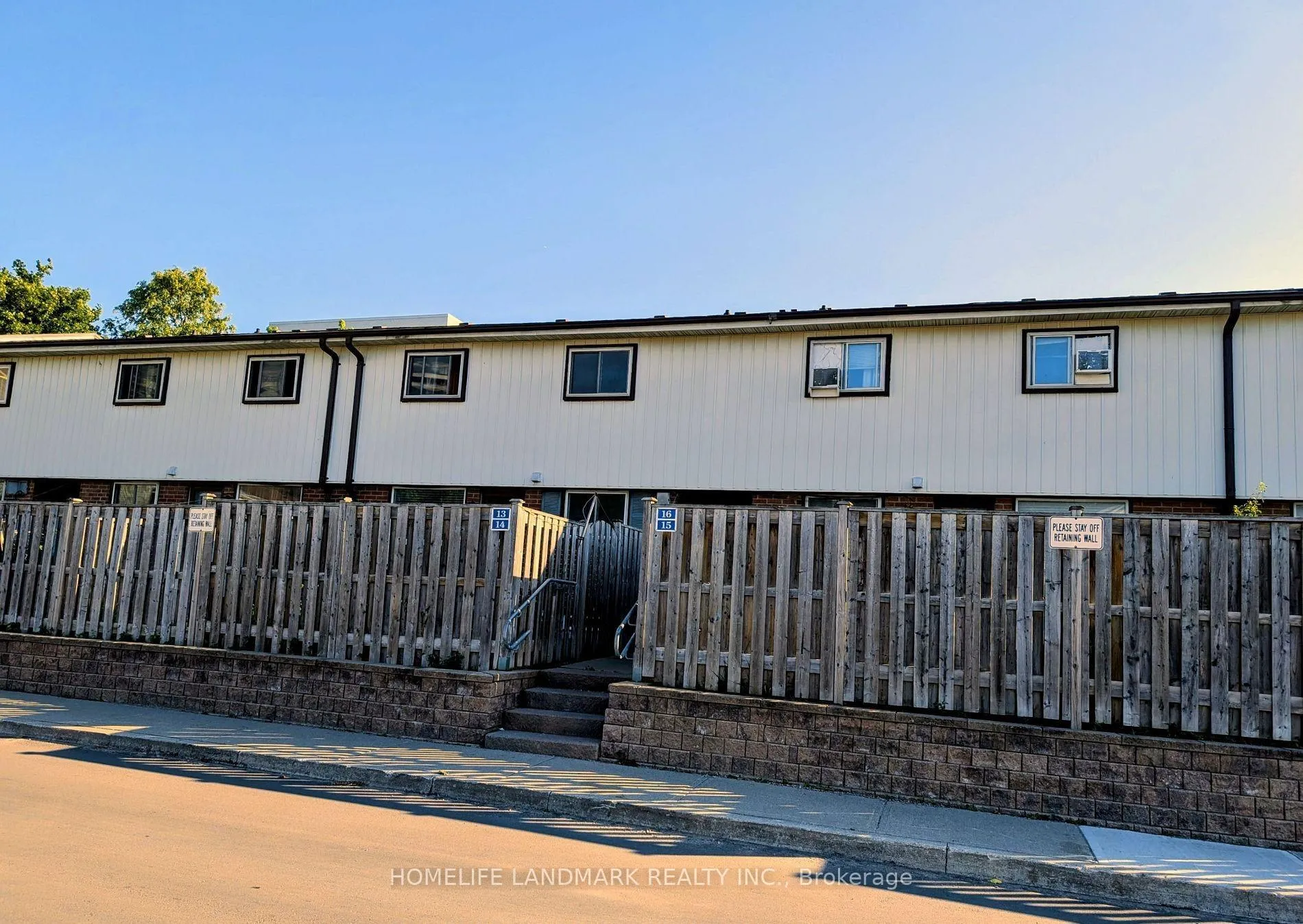 Photo 2 of Unit 15, 120 Nonquon Road, Oshawa, Centennial — HOMEH