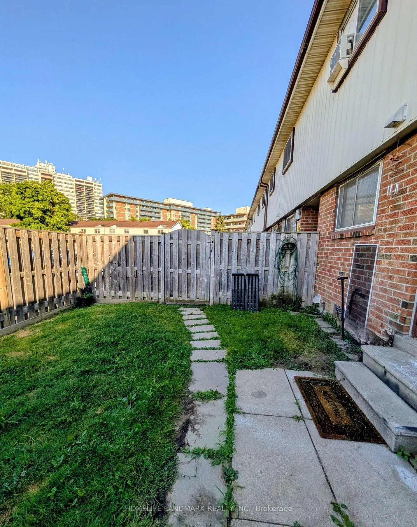 Photo 26 of Unit 15, 120 Nonquon Road, Oshawa, Centennial — HOMEH