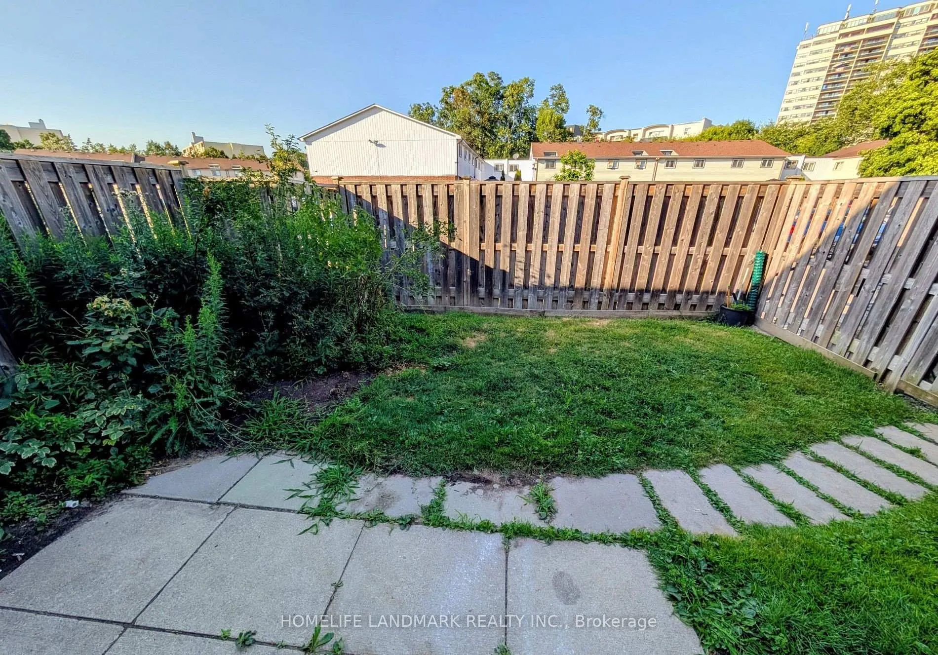 Photo 27 of Unit 15, 120 Nonquon Road, Oshawa, Centennial — HOMEH