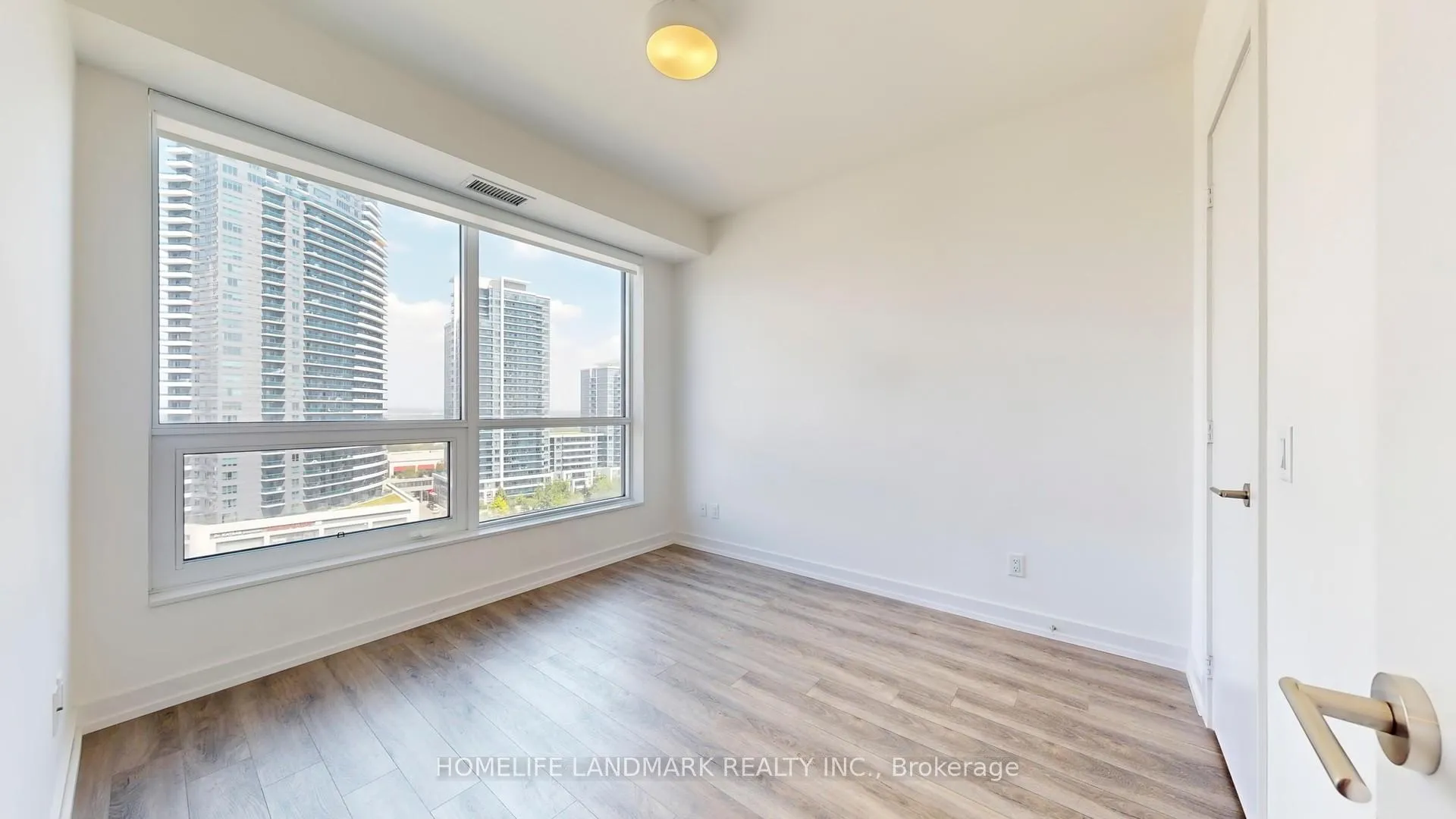 Photo 10 of Unit 1205, 1 Grandview Avenue, Markham, Thornhill — HOMEH