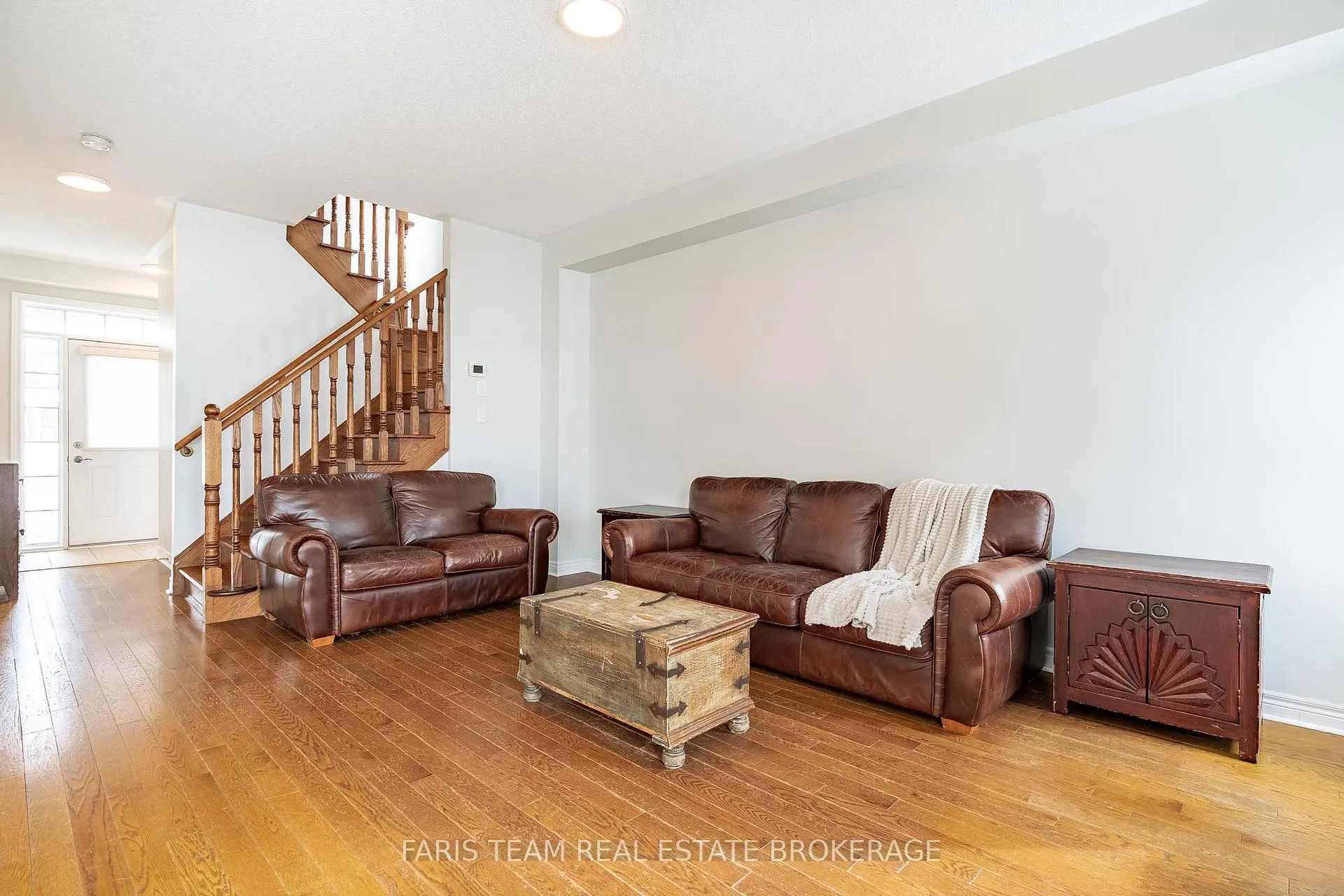 Photo 15 of 40 Forsyth Crescent, Barrie, West Bayfield — HOMEH