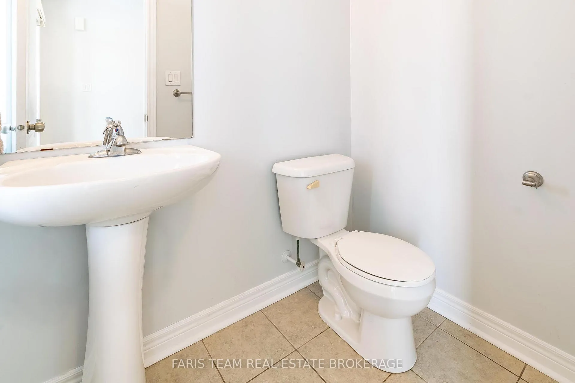 Photo 18 of 40 Forsyth Crescent, Barrie, West Bayfield — HOMEH