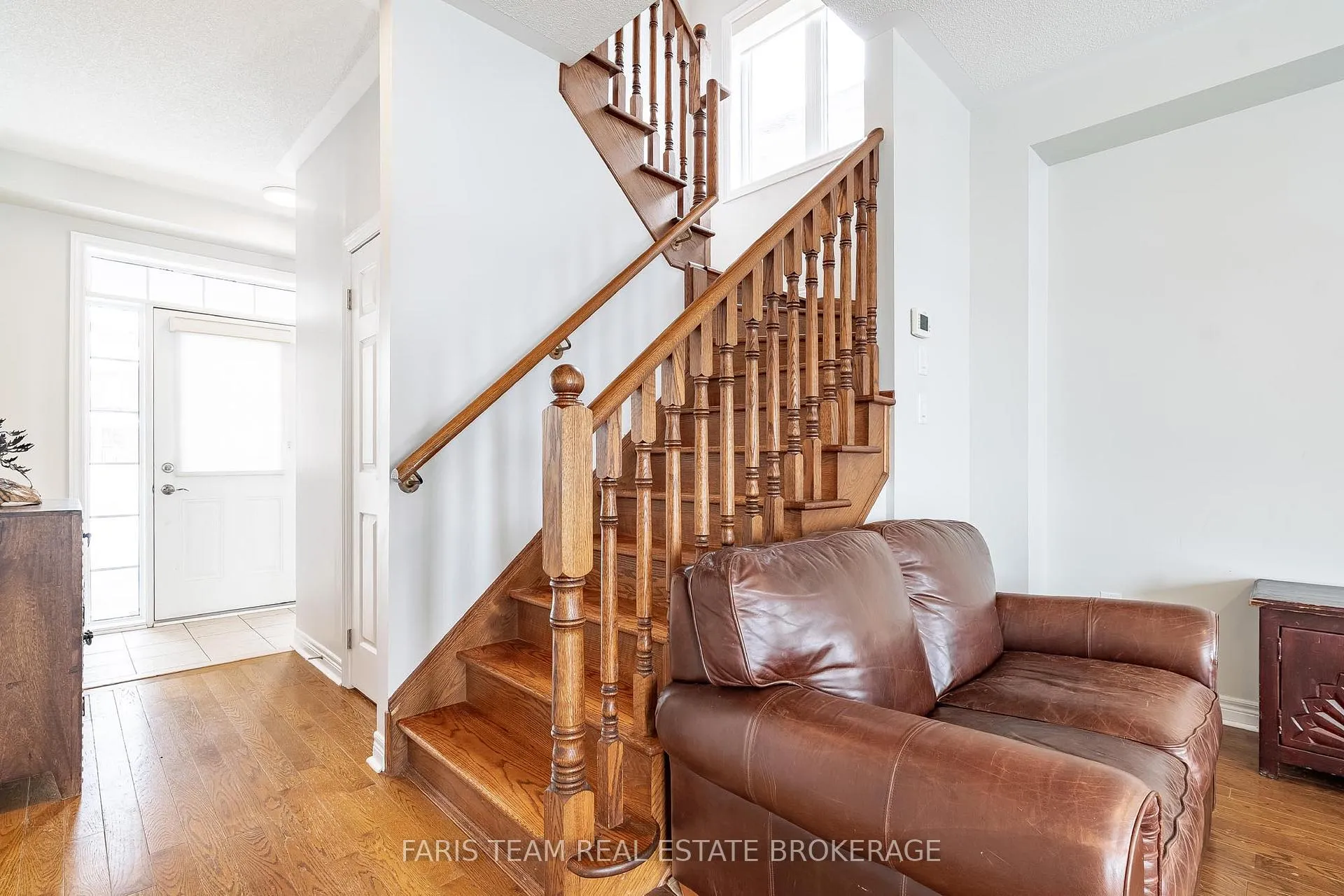 Photo 19 of 40 Forsyth Crescent, Barrie, West Bayfield — HOMEH