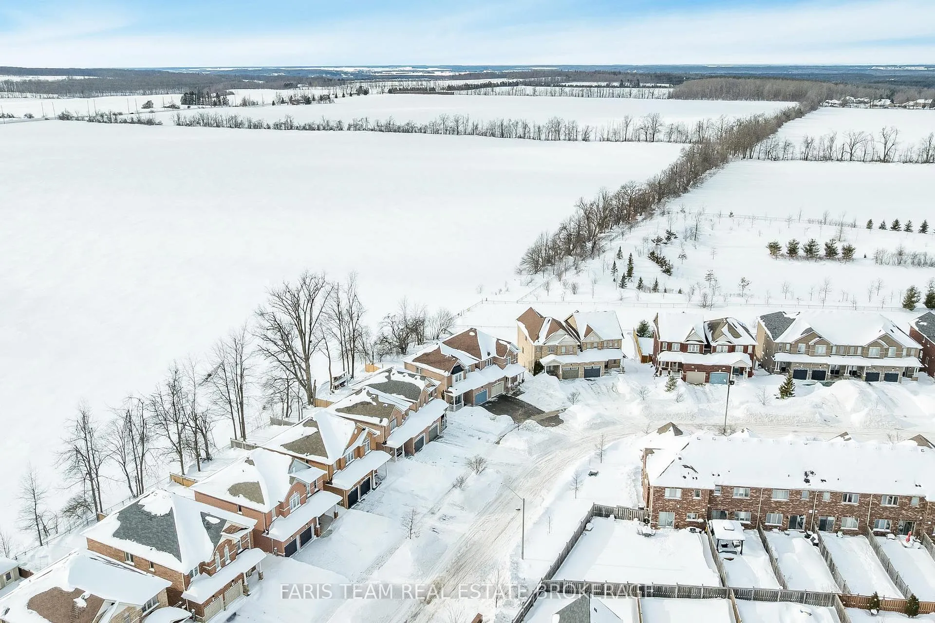 Photo 44 of 40 Forsyth Crescent, Barrie, West Bayfield — HOMEH