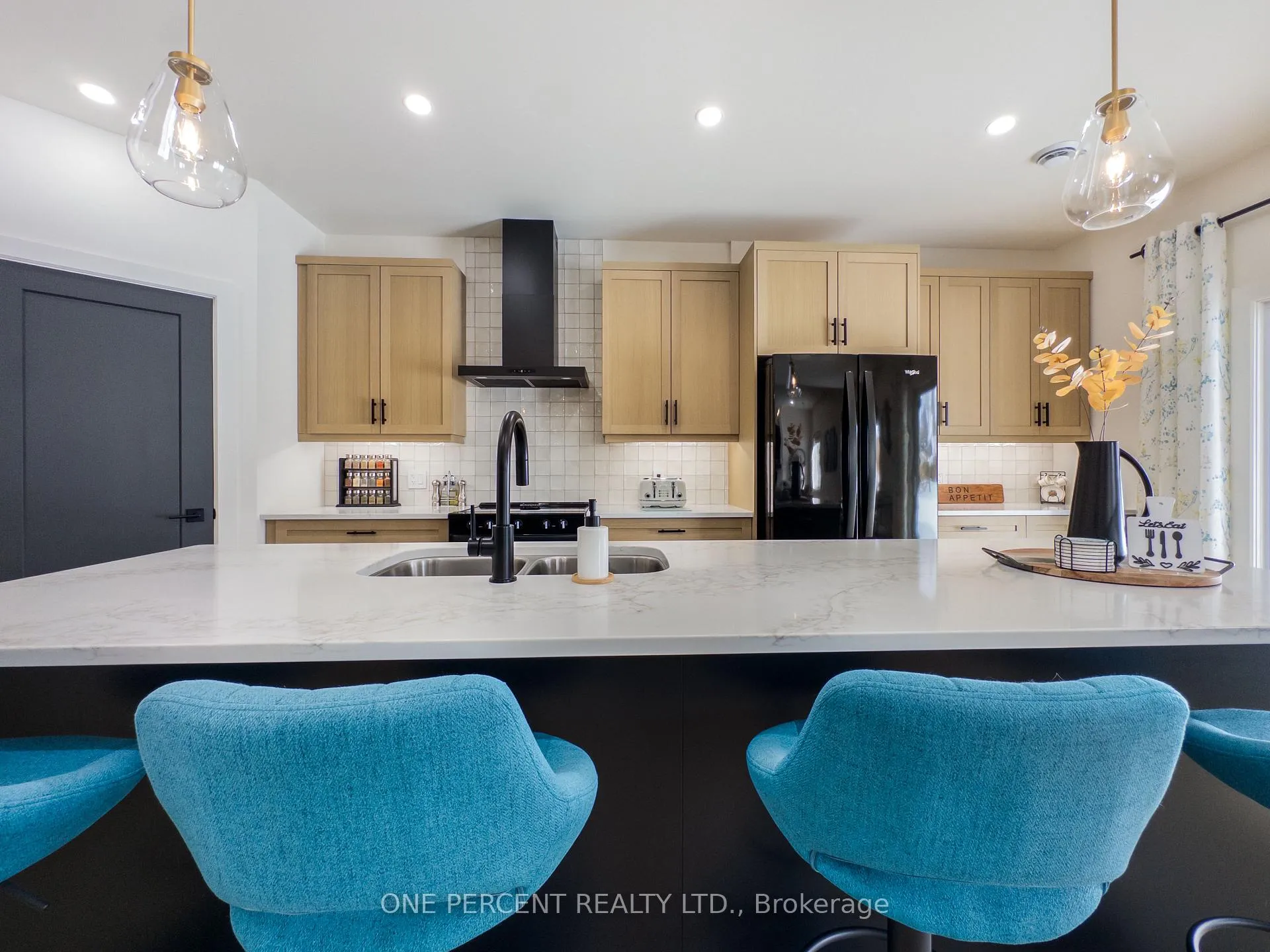 Photo 11 of 56 Fraser Drive, Quinte West, Sidney Ward — HOMEH