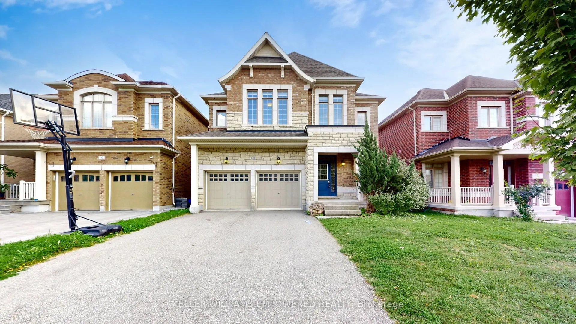 Photo 1 of 138 Crane Street, Aurora, Rural Aurora — HOMEH