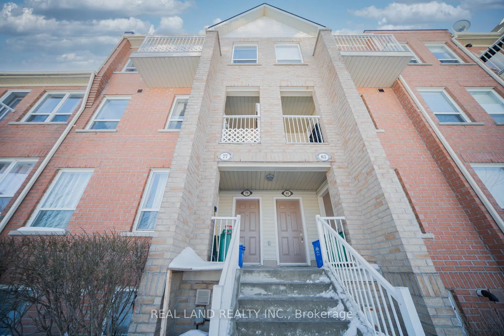 Photo 2 of 79 Sunrise Drive, Markham, Milliken Mills East — HOMEH