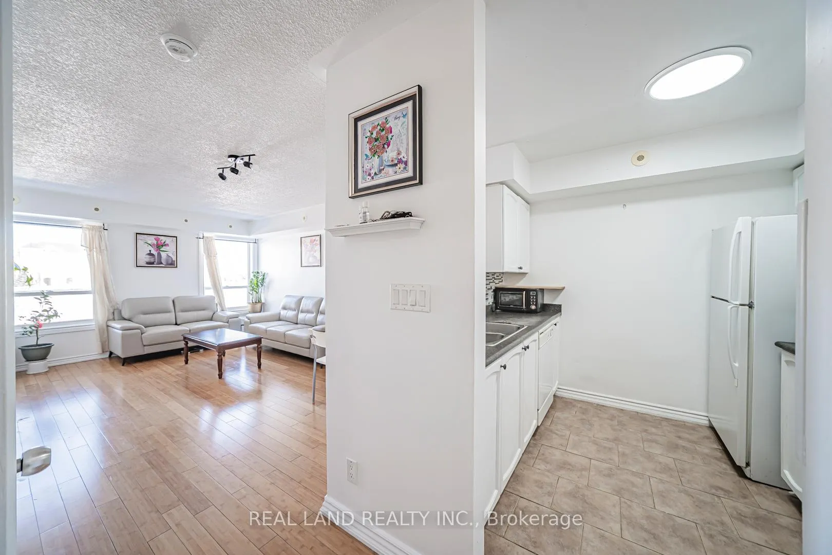 Photo 8 of 79 Sunrise Drive, Markham, Milliken Mills East — HOMEH