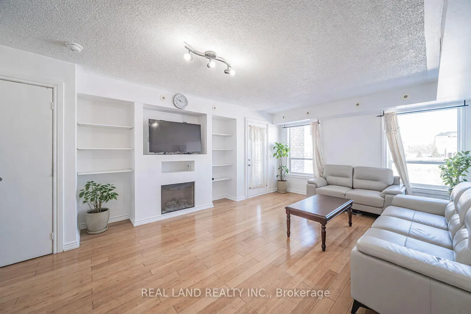 Photo 14 of 79 Sunrise Drive, Markham, Milliken Mills East — HOMEH