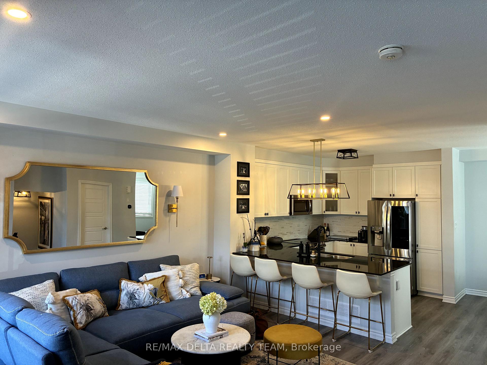 Photo 3 of 809 Kiniw Private, Ottawa, CFB Rockcliffe and Area — HOMEH