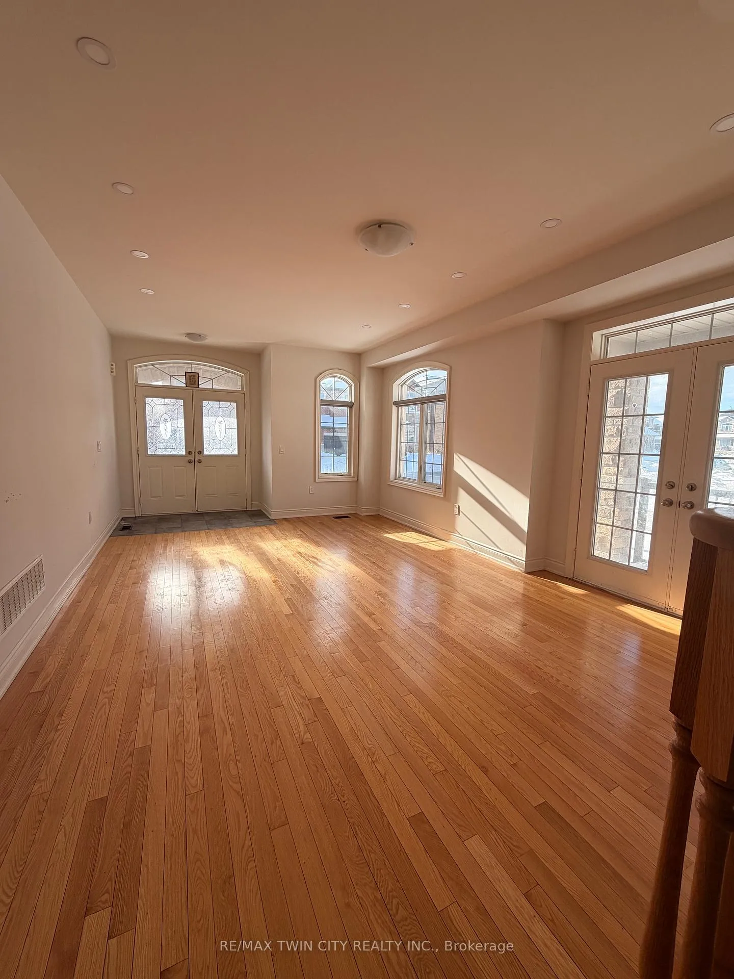 Photo 2 of 1527 Leger Way, Milton, Ford — HOMEH