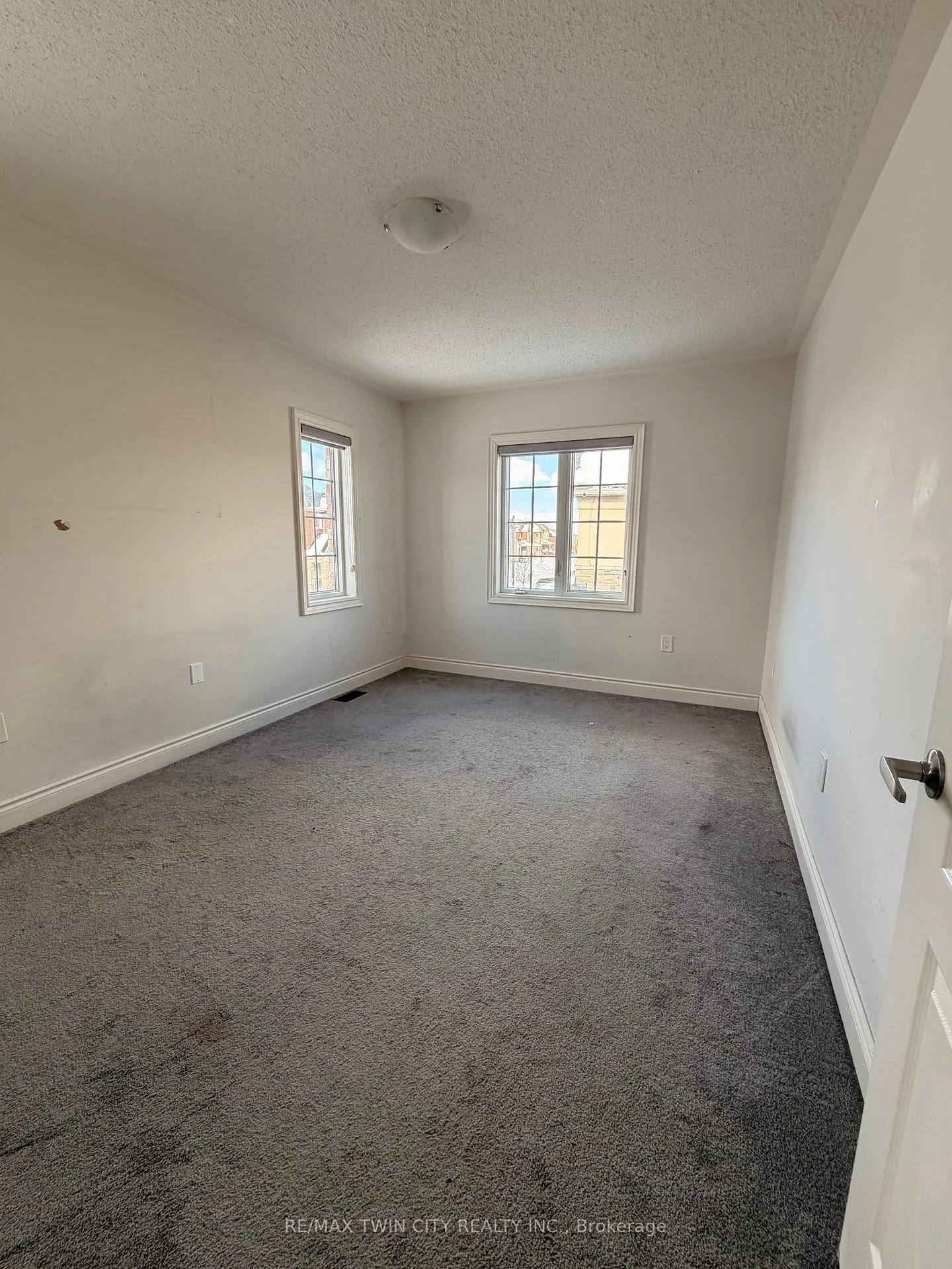 Photo 8 of 1527 Leger Way, Milton, Ford — HOMEH