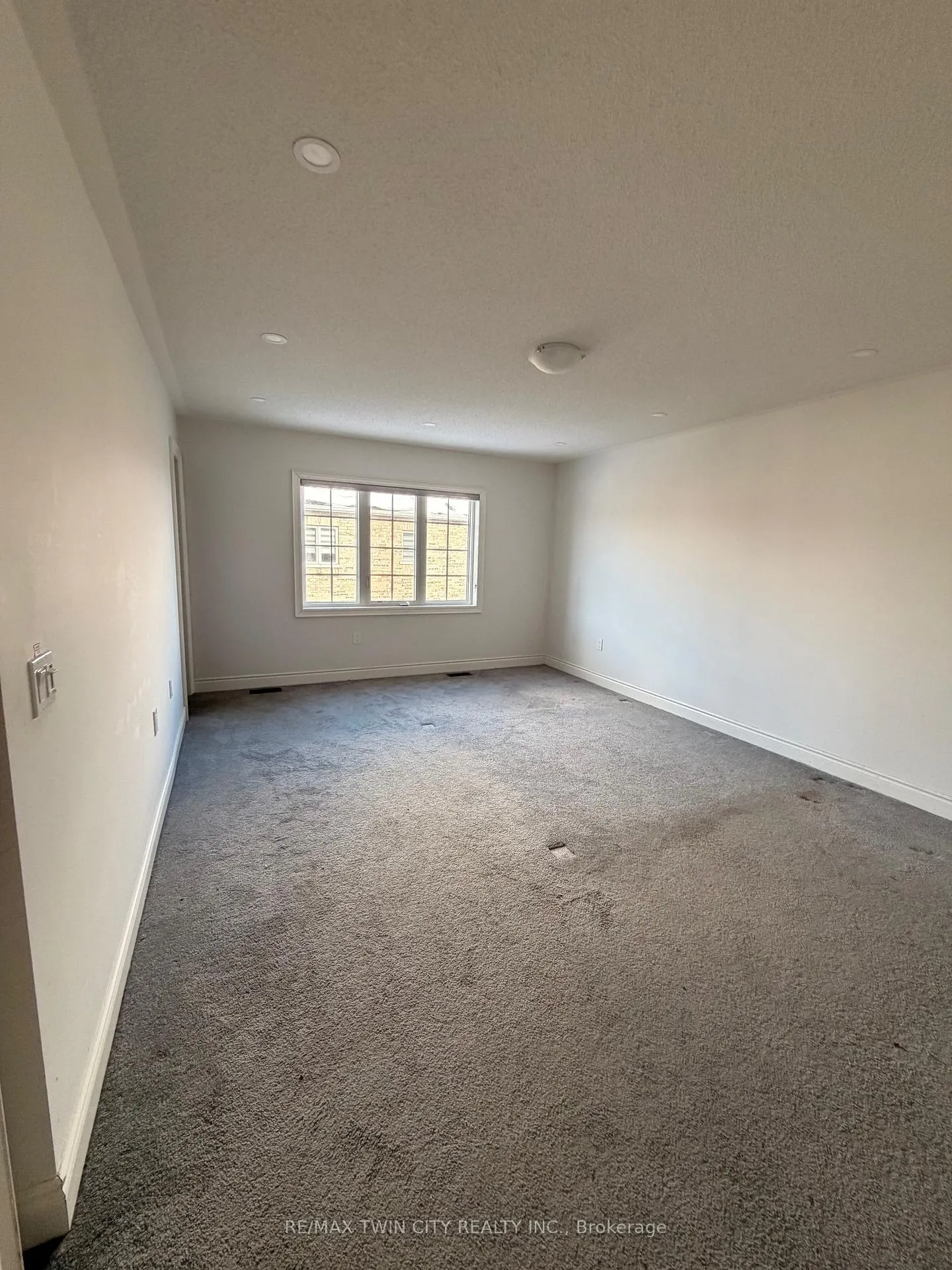 Photo 11 of 1527 Leger Way, Milton, Ford — HOMEH
