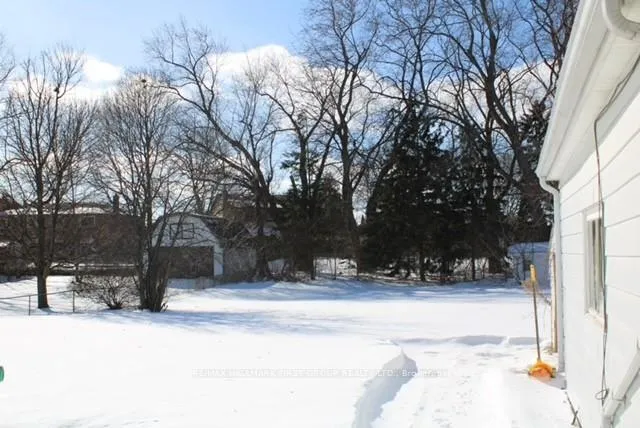 Photo 9 of 1912 Glengrove Road, Pickering, Liverpool — HOMEH