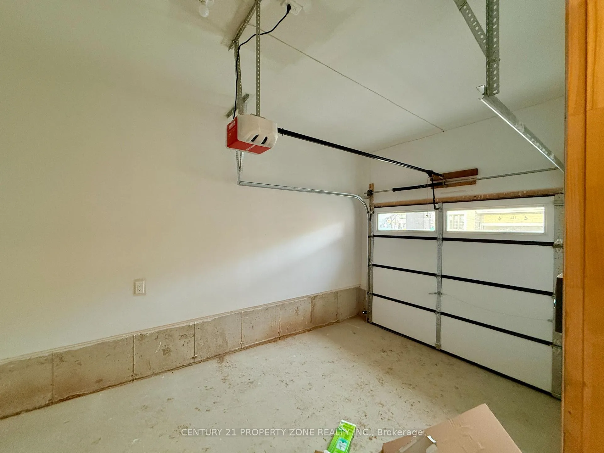 Photo 8 of 1340 Hearns Place, Milton, Bowes — HOMEH