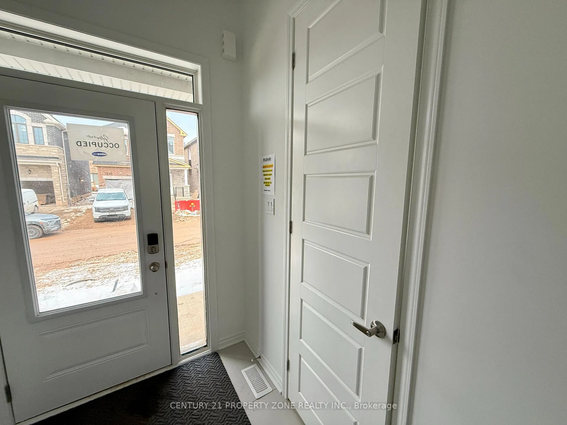 Photo 9 of 1340 Hearns Place, Milton, Bowes — HOMEH