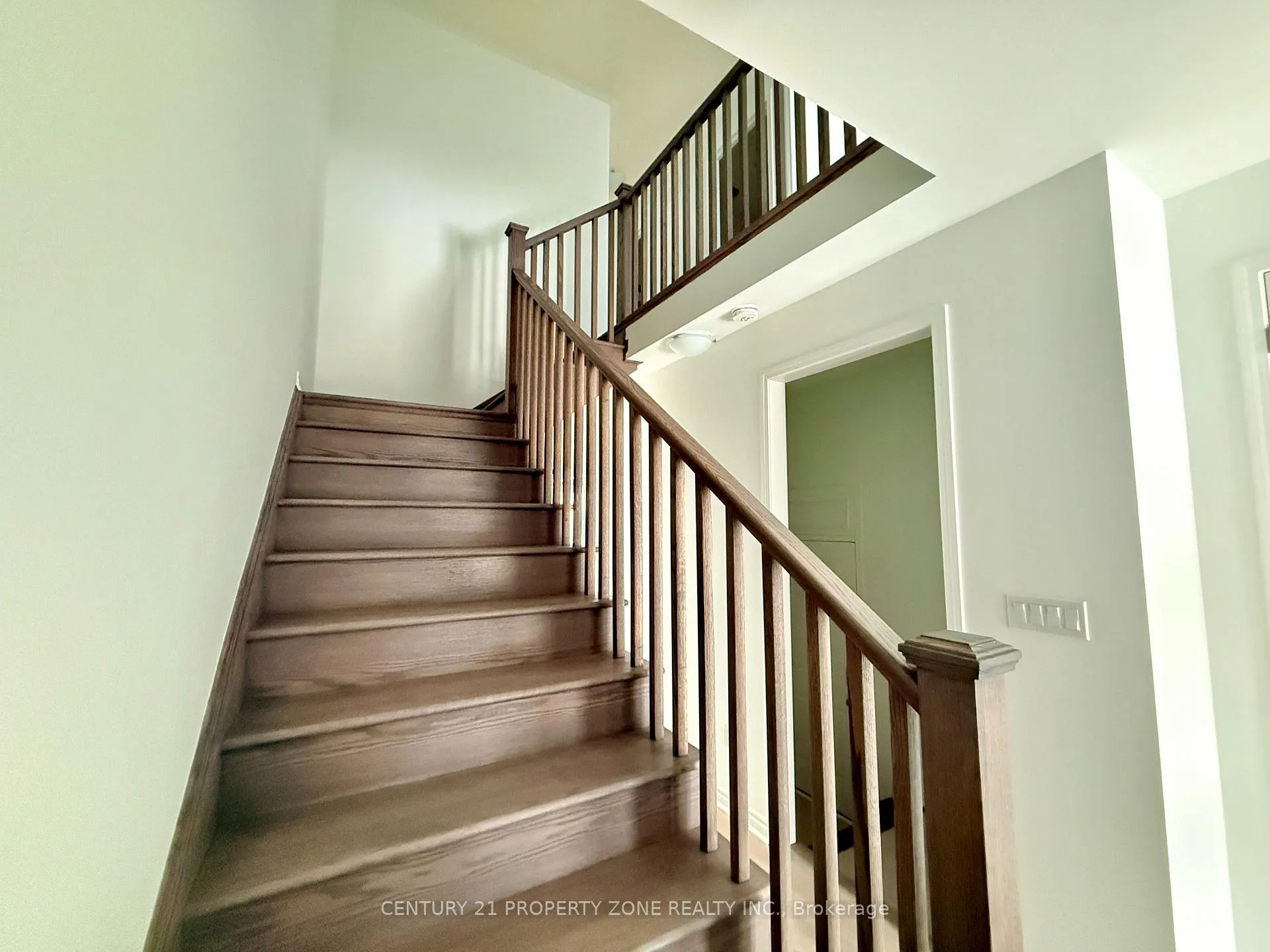 Photo 17 of 1340 Hearns Place, Milton, Bowes — HOMEH