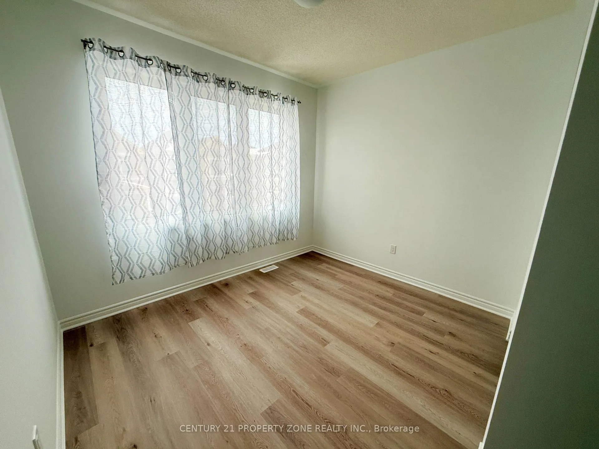 Photo 20 of 1340 Hearns Place, Milton, Bowes — HOMEH