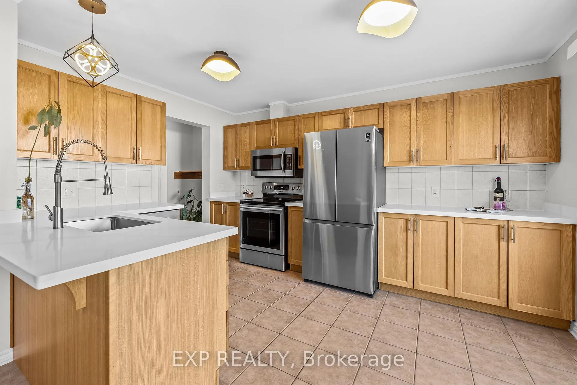 Photo 7 of 1619 Haydon Circle, Ottawa, Barrhaven - Heritage Park — HOMEH