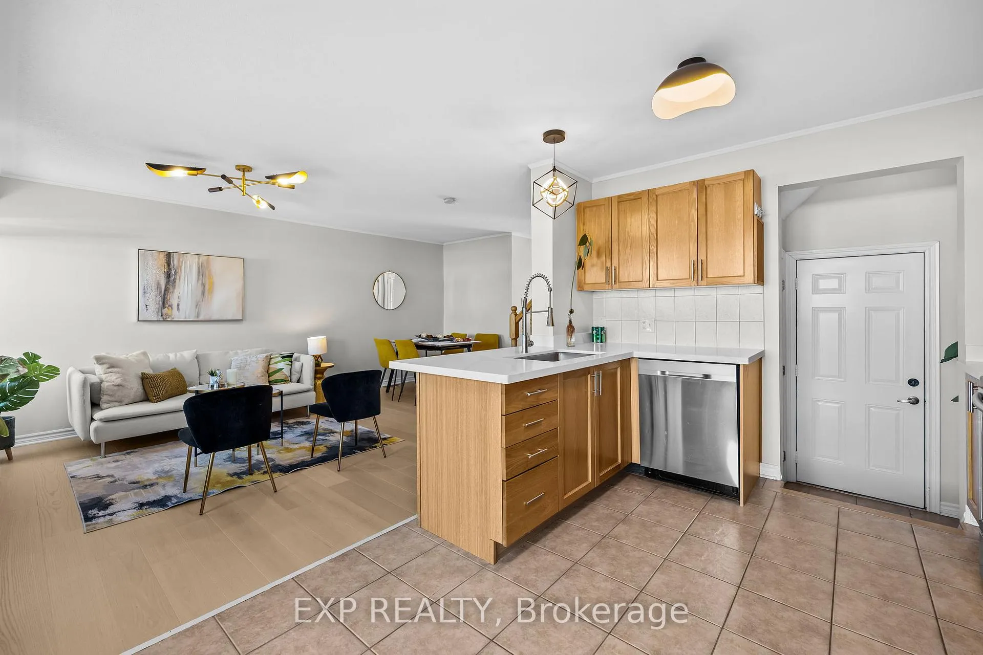 Photo 9 of 1619 Haydon Circle, Ottawa, Barrhaven - Heritage Park — HOMEH