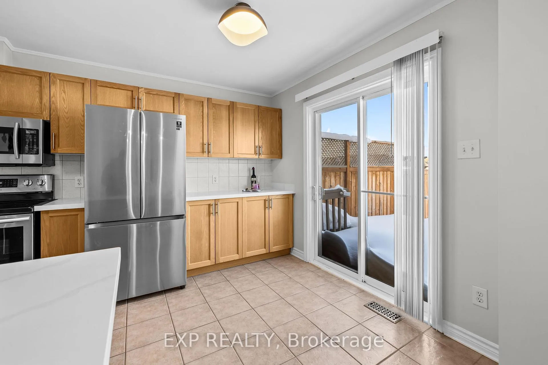 Photo 10 of 1619 Haydon Circle, Ottawa, Barrhaven - Heritage Park — HOMEH