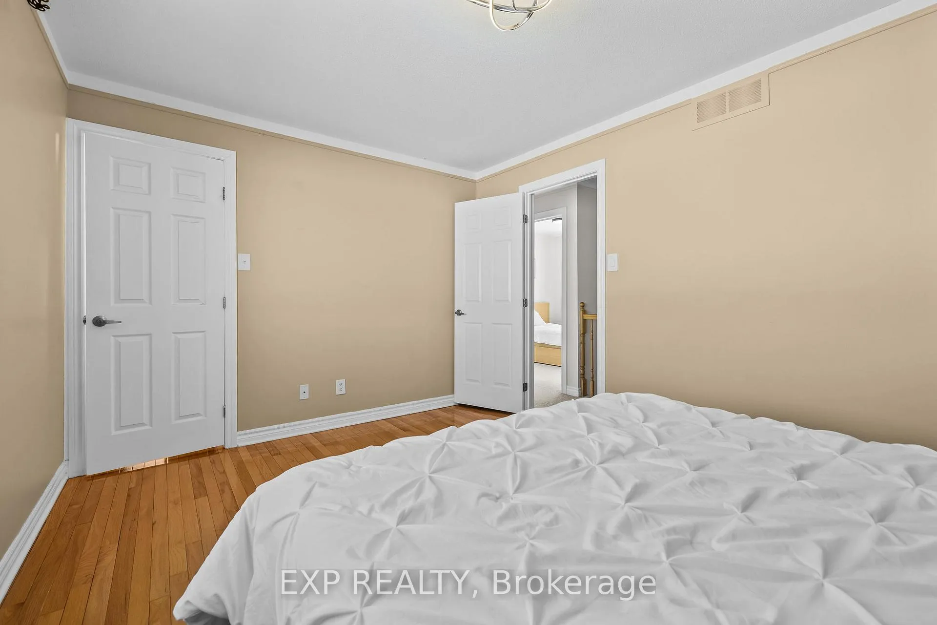 Photo 14 of 1619 Haydon Circle, Ottawa, Barrhaven - Heritage Park — HOMEH