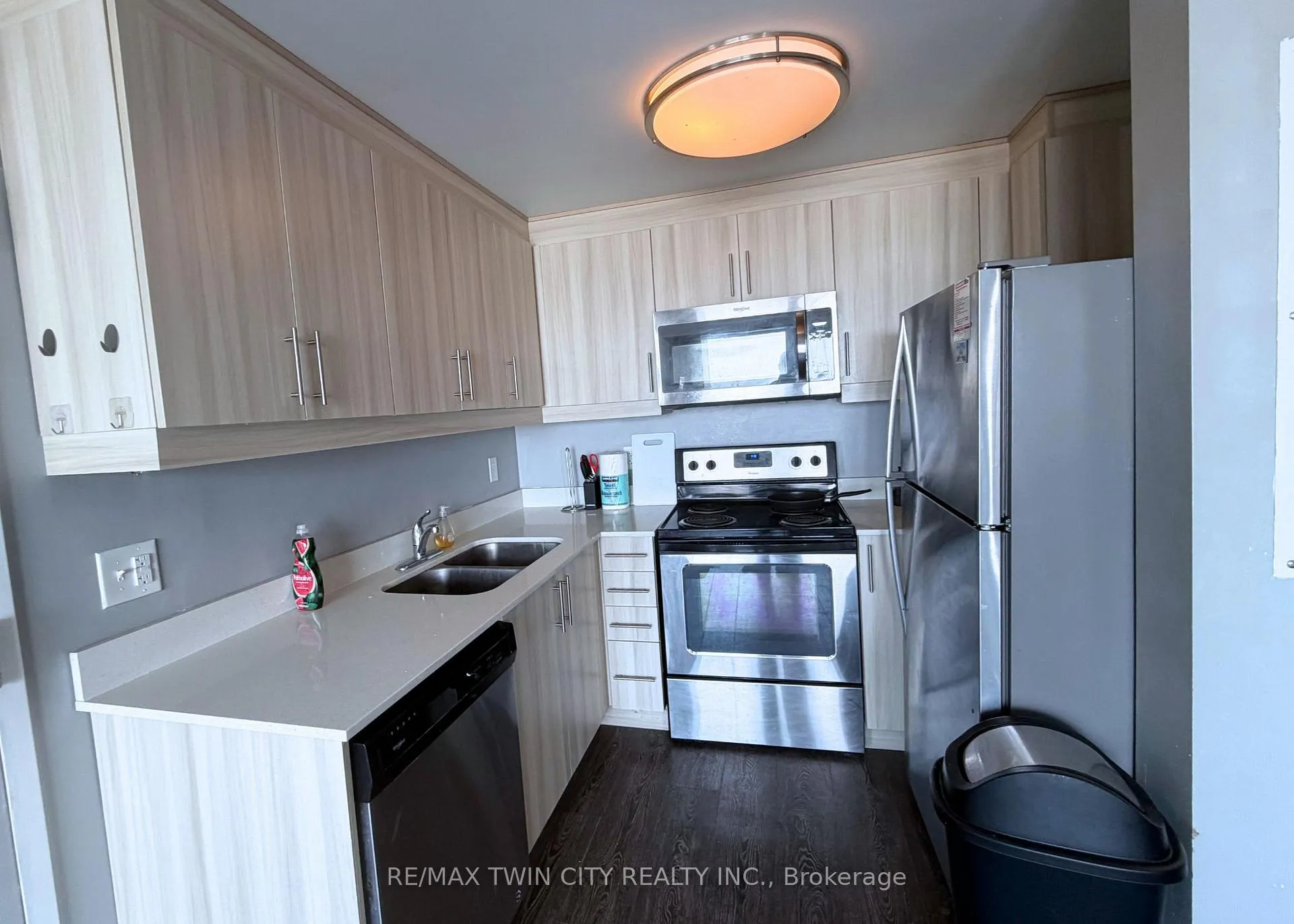 Photo 3 of Unit 8-2604, 158 King Street, Waterloo, Beechwood/University — HOMEH