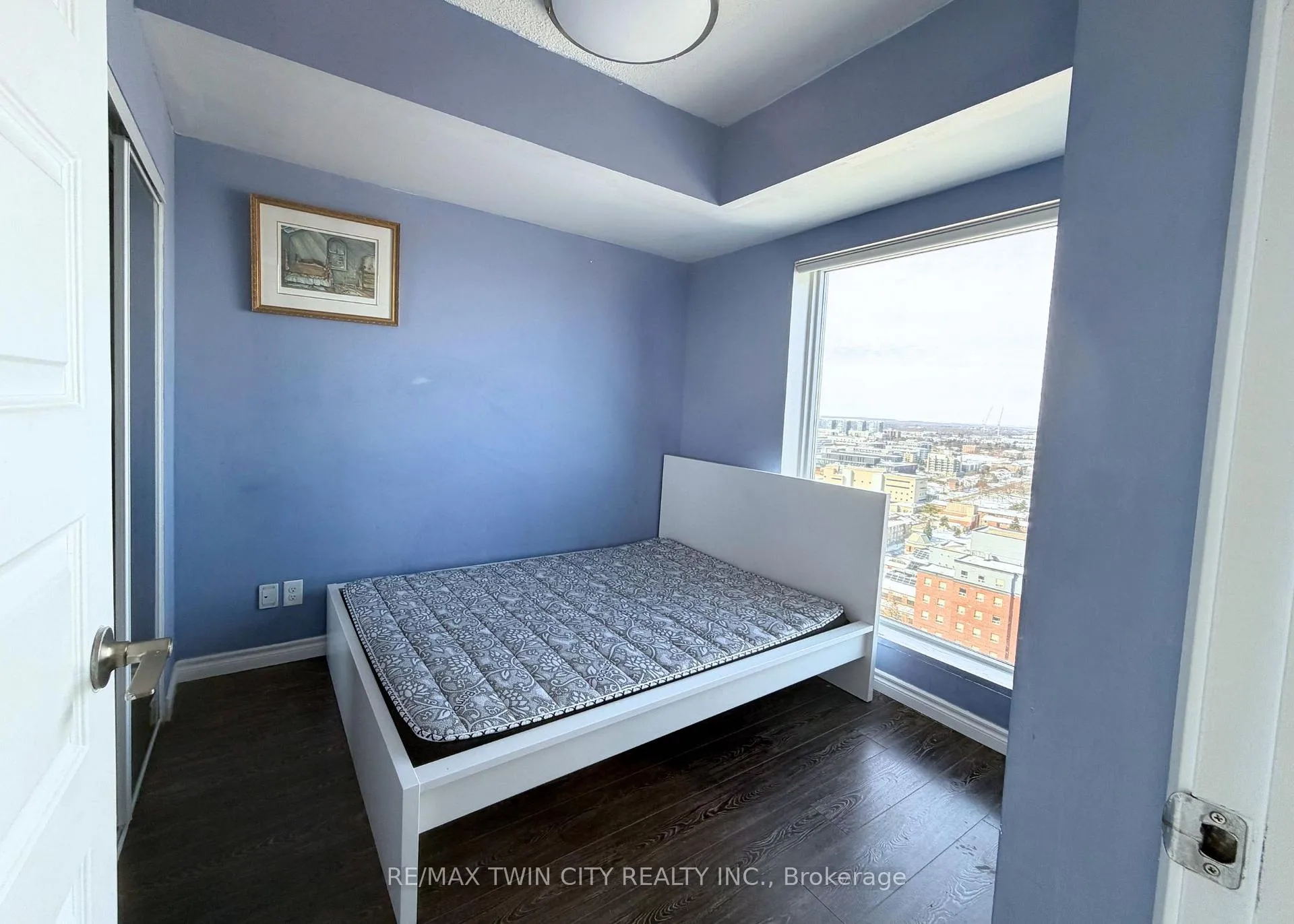 Photo 10 of Unit 8-2604, 158 King Street, Waterloo, Beechwood/University — HOMEH