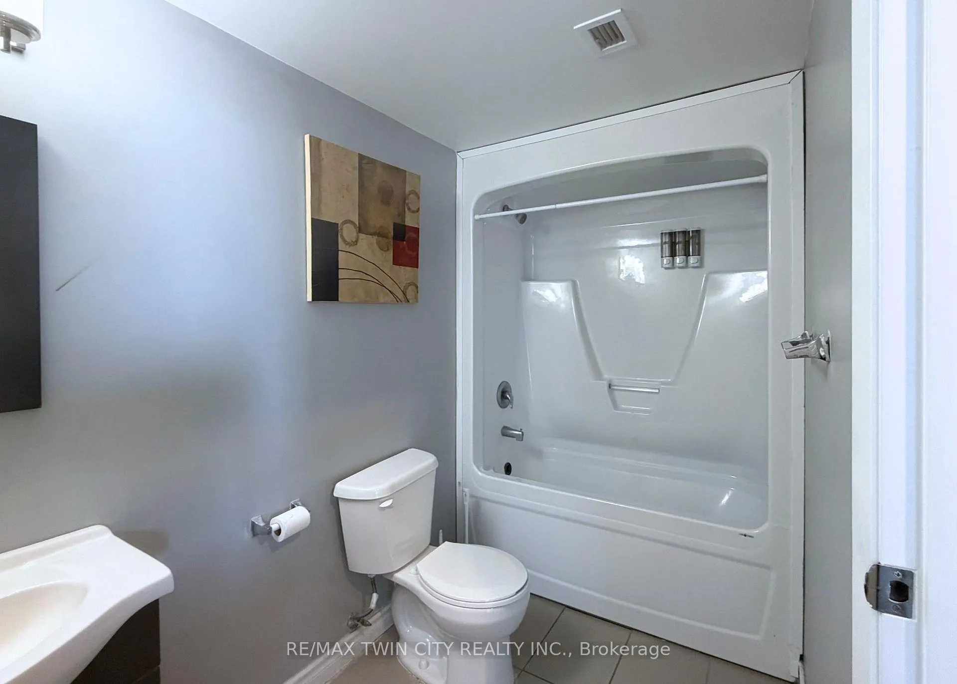 Photo 12 of Unit 8-2604, 158 King Street, Waterloo, Beechwood/University — HOMEH