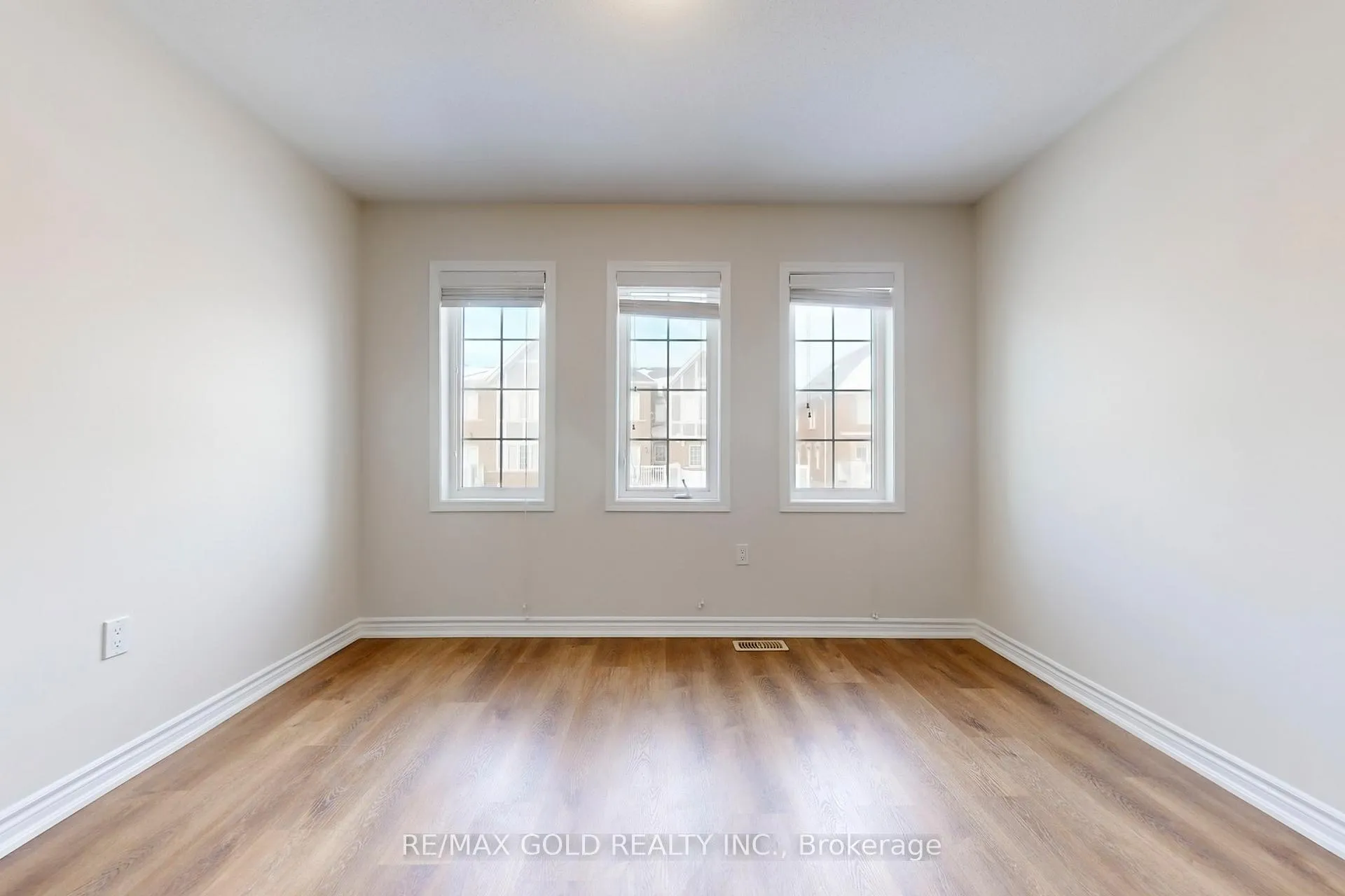 Photo 34 of 174 Lemieux Court, Milton, Ford — HOMEH