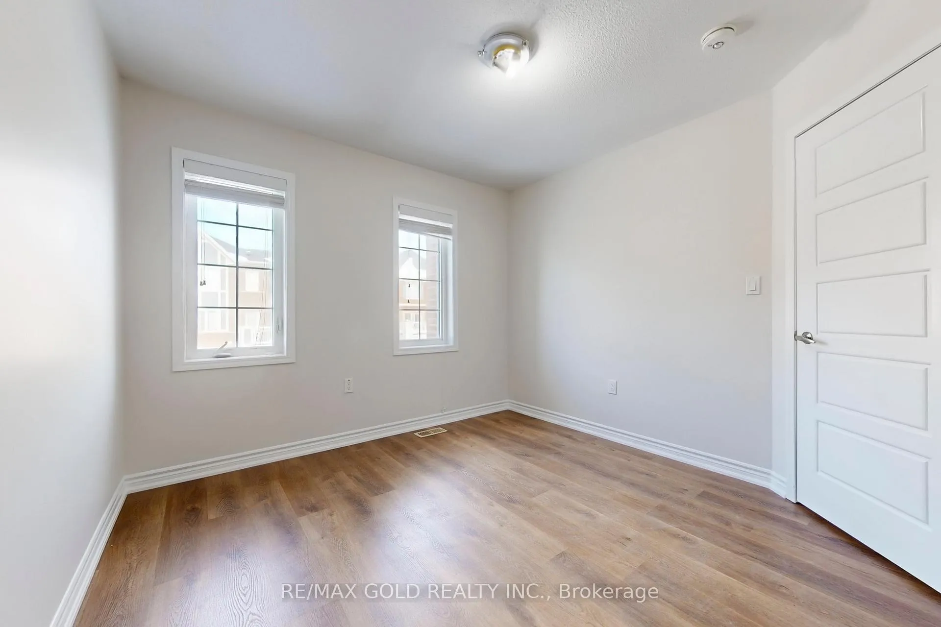 Photo 42 of 174 Lemieux Court, Milton, Ford — HOMEH