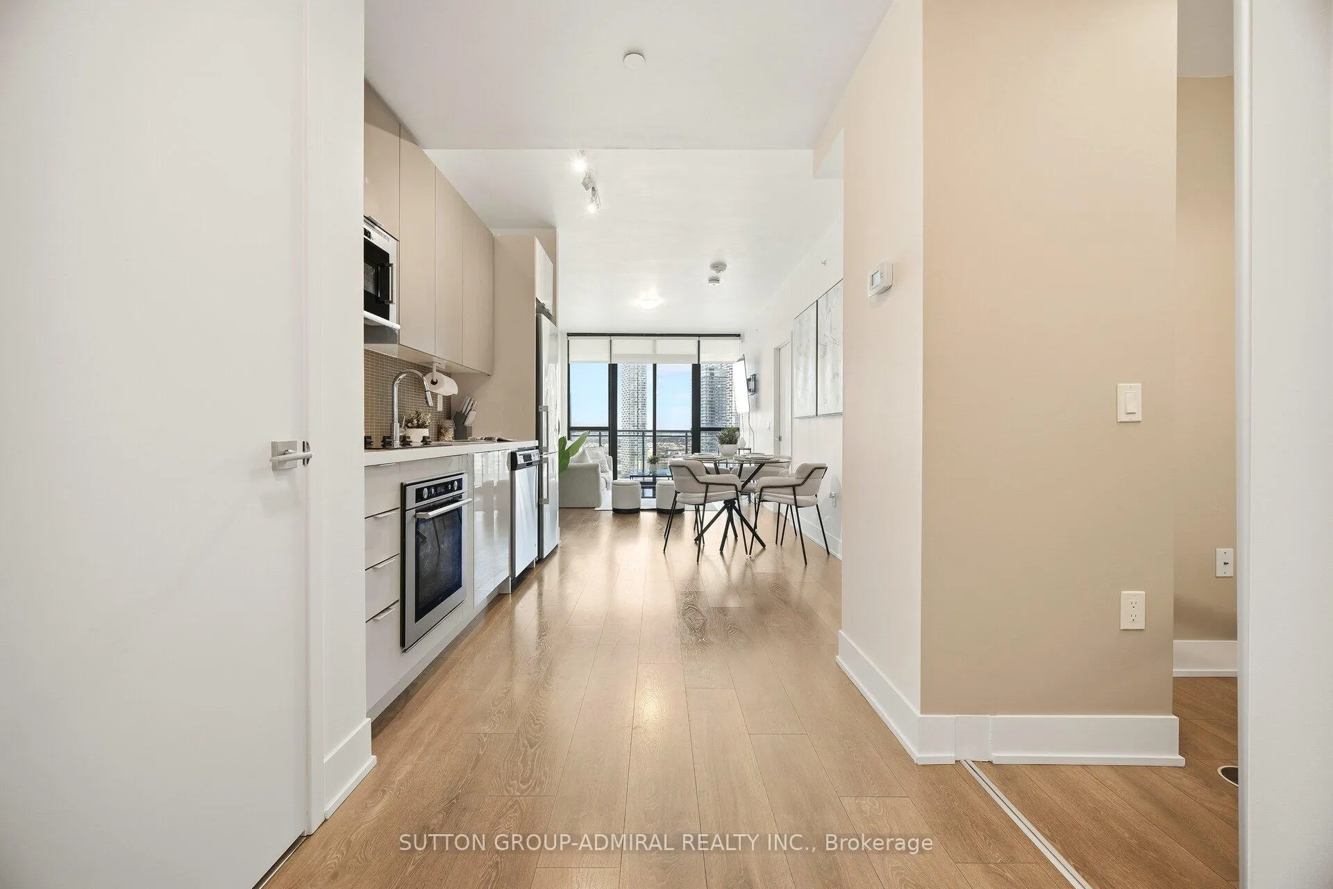 Photo 4 of Unit 1906, 2908 Highway 7, Vaughan, Concord — HOMEH