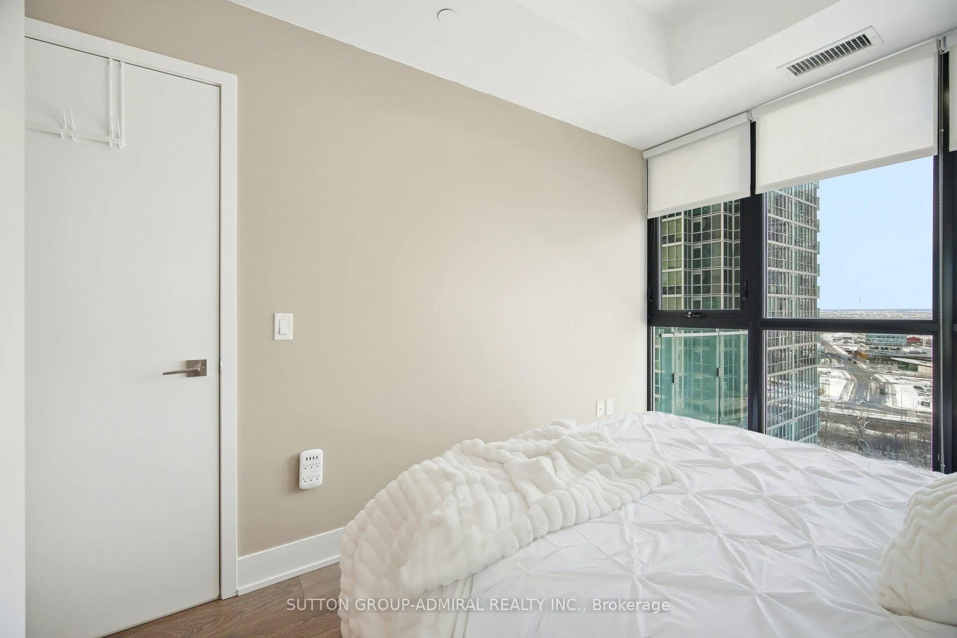 Photo 19 of Unit 1906, 2908 Highway 7, Vaughan, Concord — HOMEH