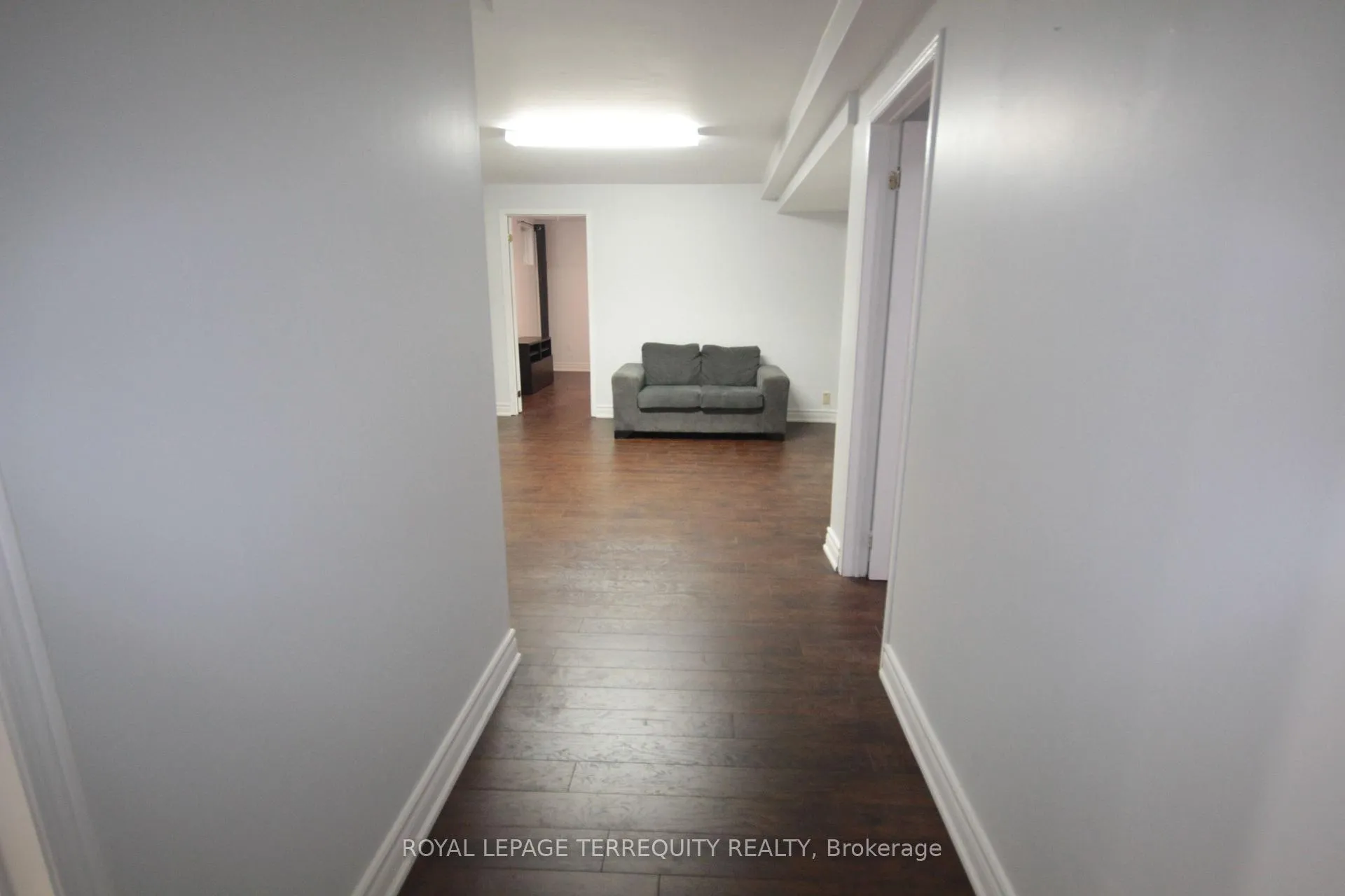 Photo 4 of Unit BASEMENT, 39 Joycedale Street, Markham, Middlefield — HOMEH