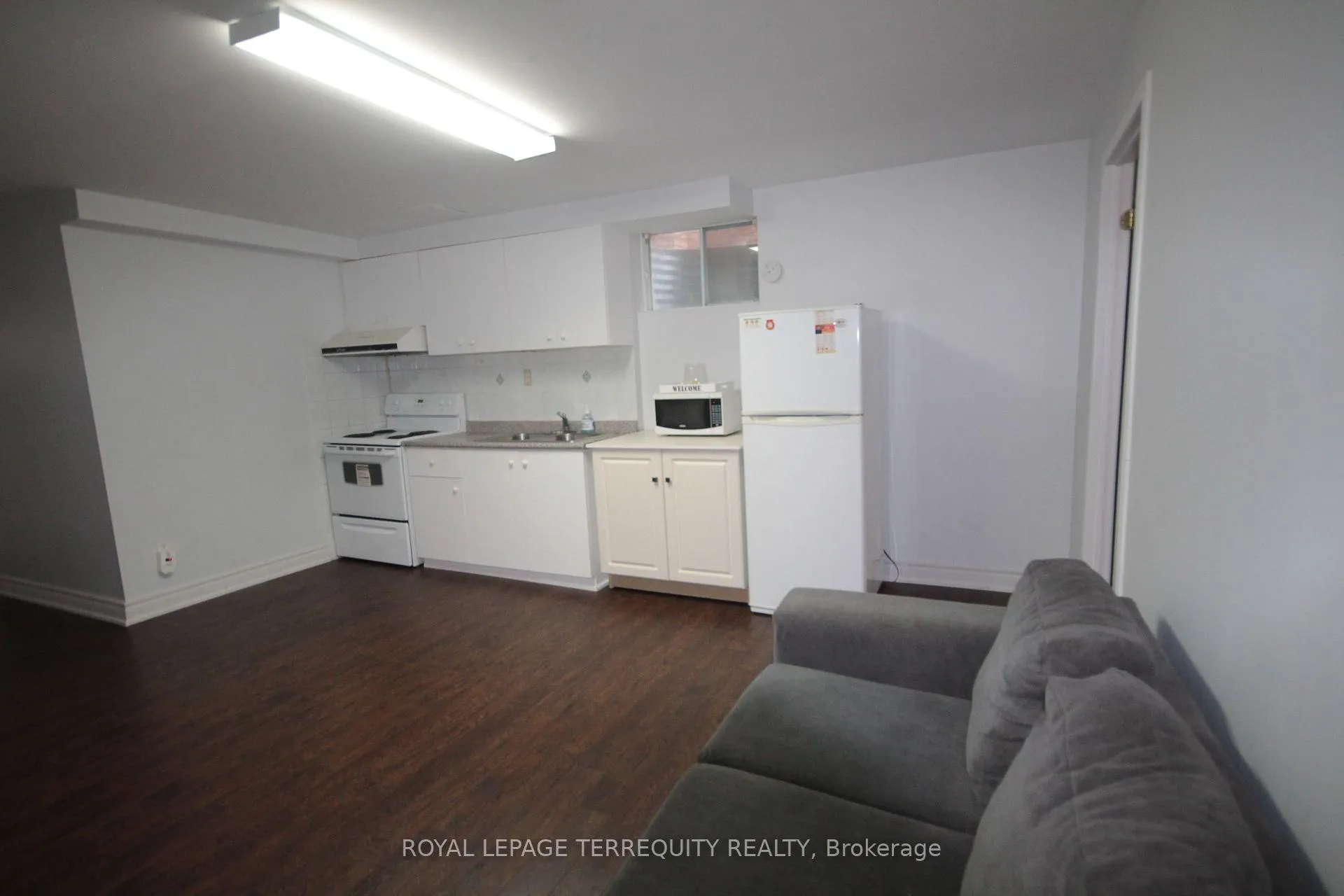 Photo 9 of Unit BASEMENT, 39 Joycedale Street, Markham, Middlefield — HOMEH