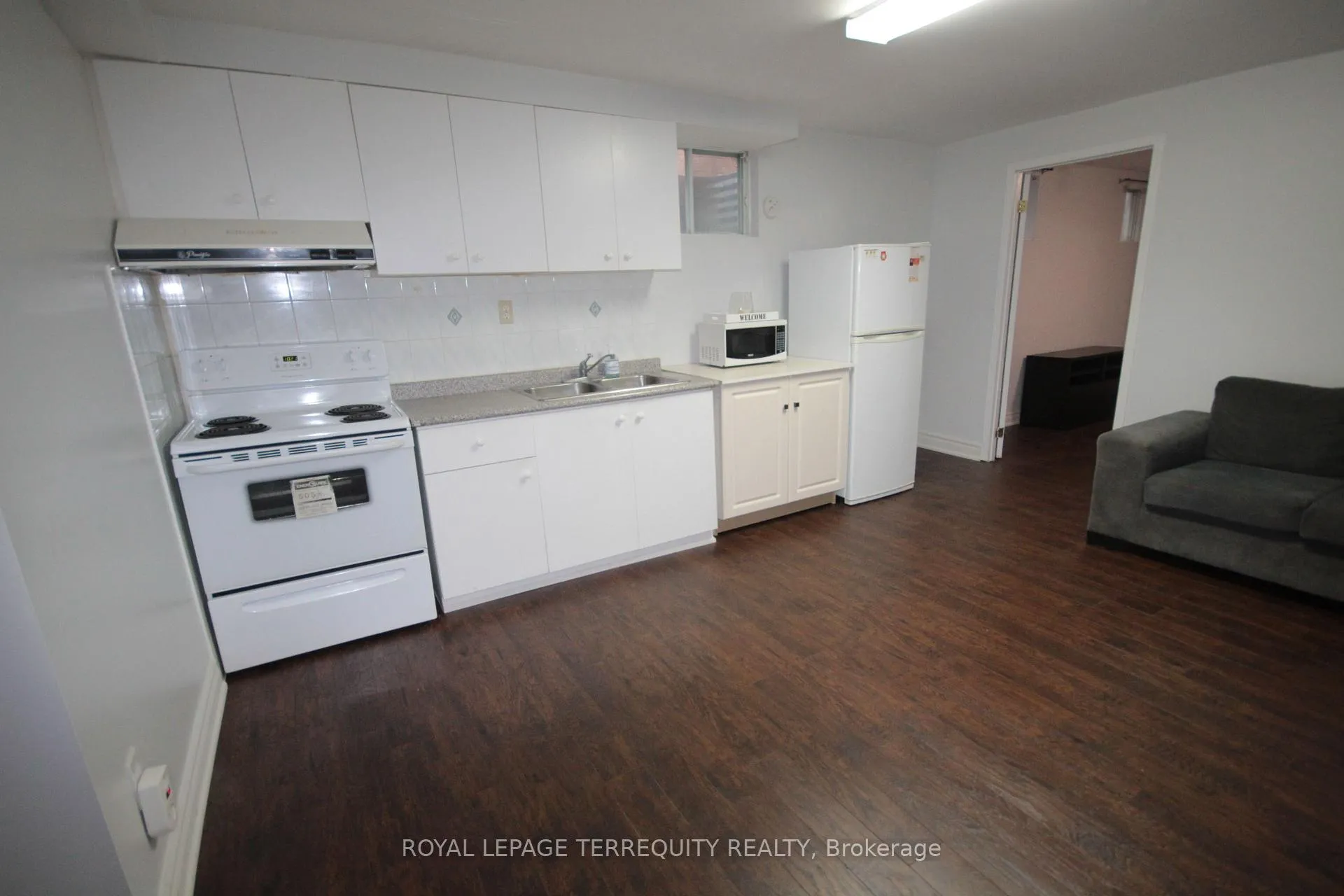 Photo 10 of Unit BASEMENT, 39 Joycedale Street, Markham, Middlefield — HOMEH