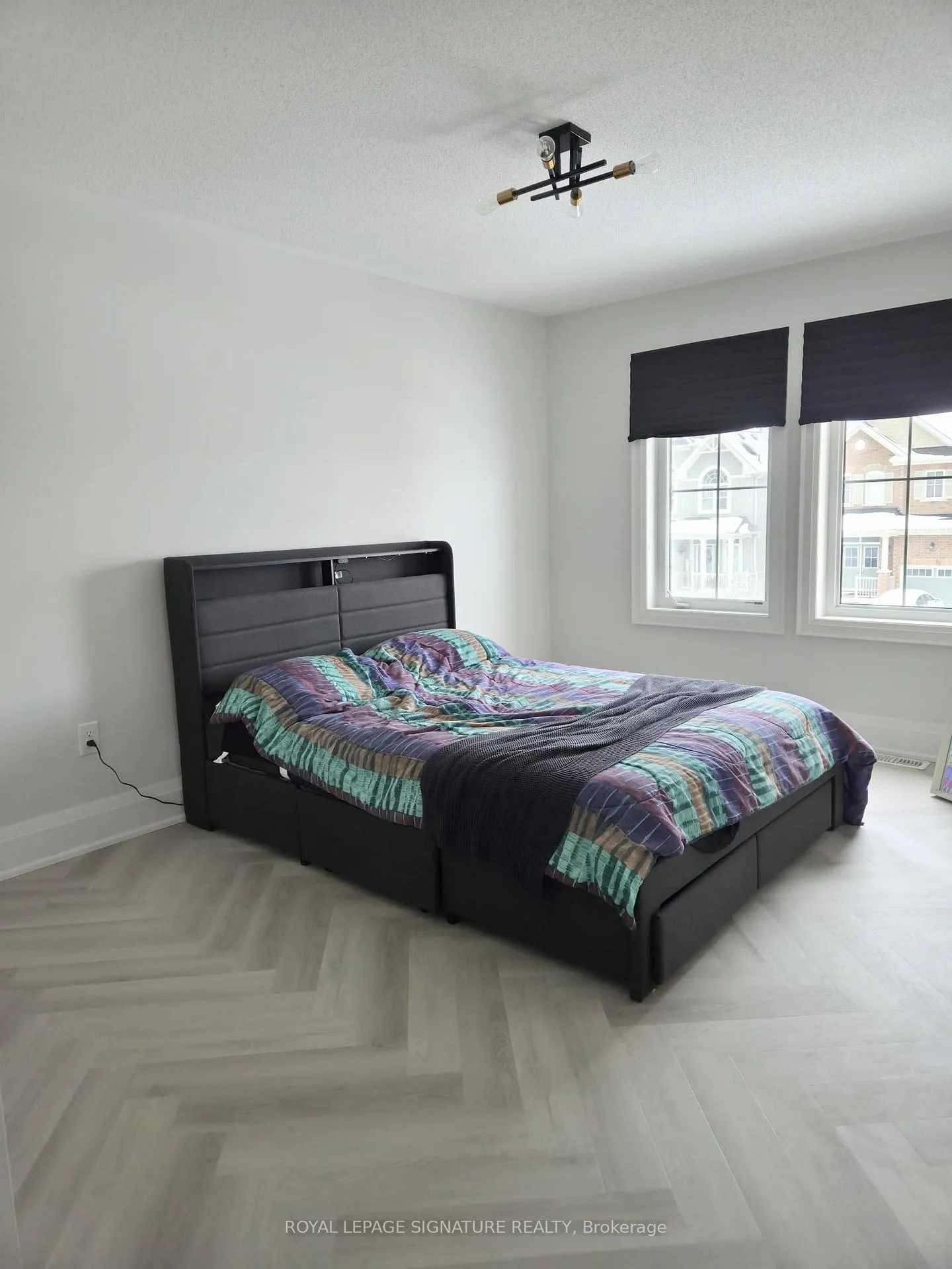 Photo 9 of 60 William Fair Drive, Clarington, Bowmanville — HOMEH
