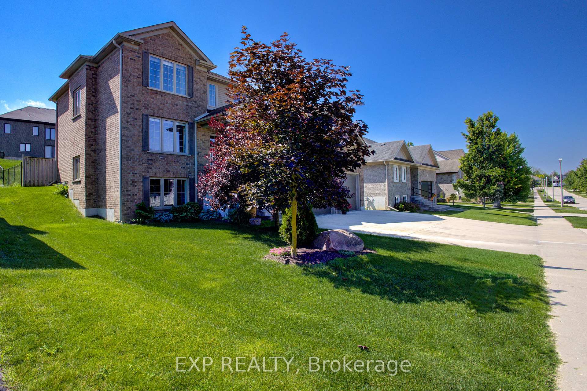 Photo 5 of 165 River Run Road, Mapleton, Rural Mapleton — HOMEH