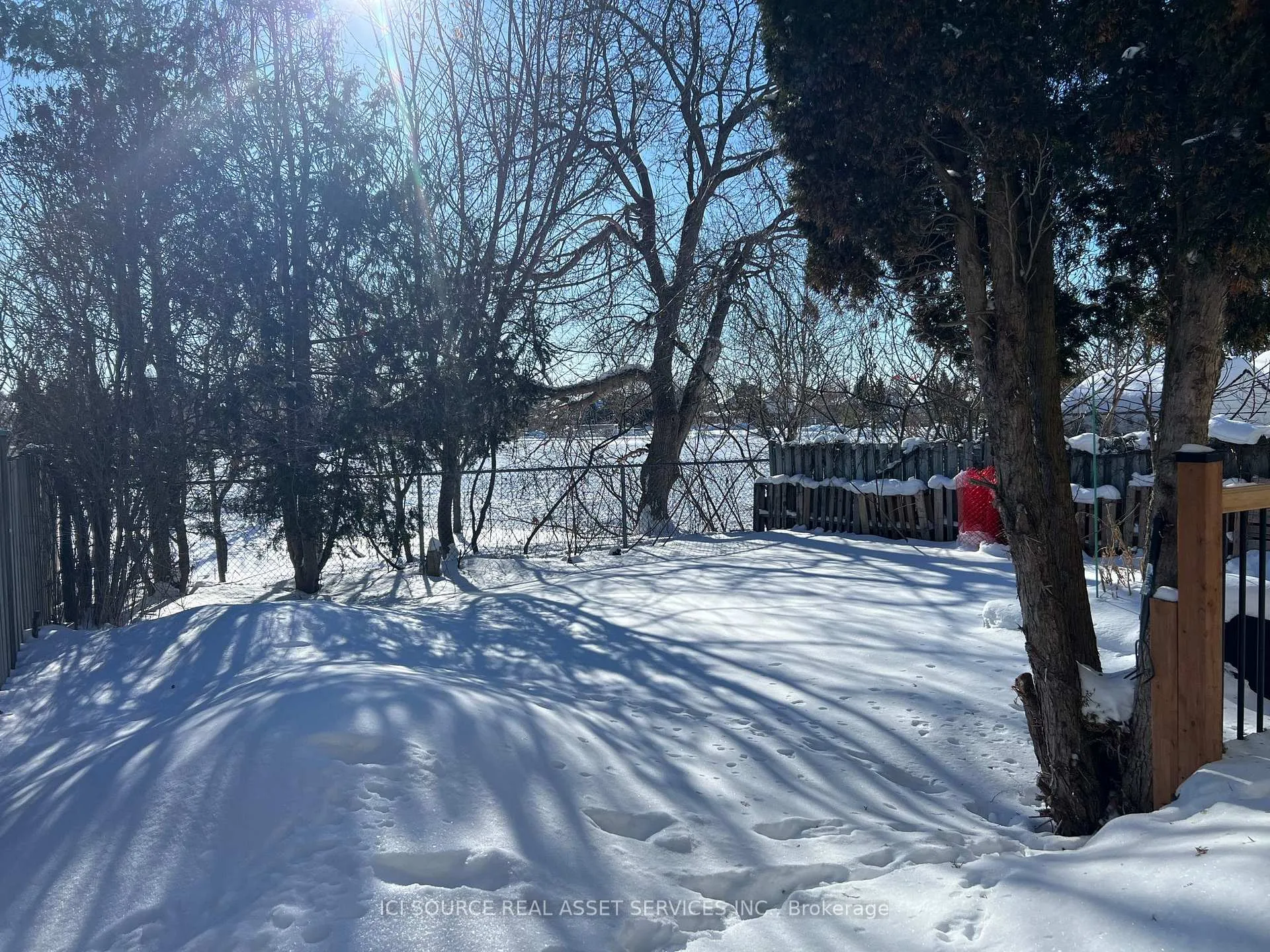 Photo 4 of 45 Huntsman Crescent, Ottawa, Kanata - Bridlewood — HOMEH