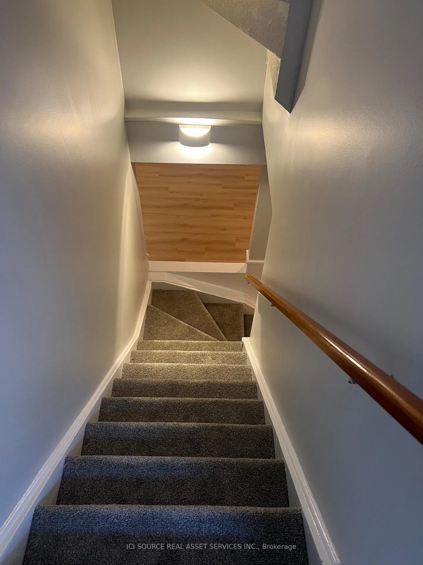 Photo 9 of 45 Huntsman Crescent, Ottawa, Kanata - Bridlewood — HOMEH