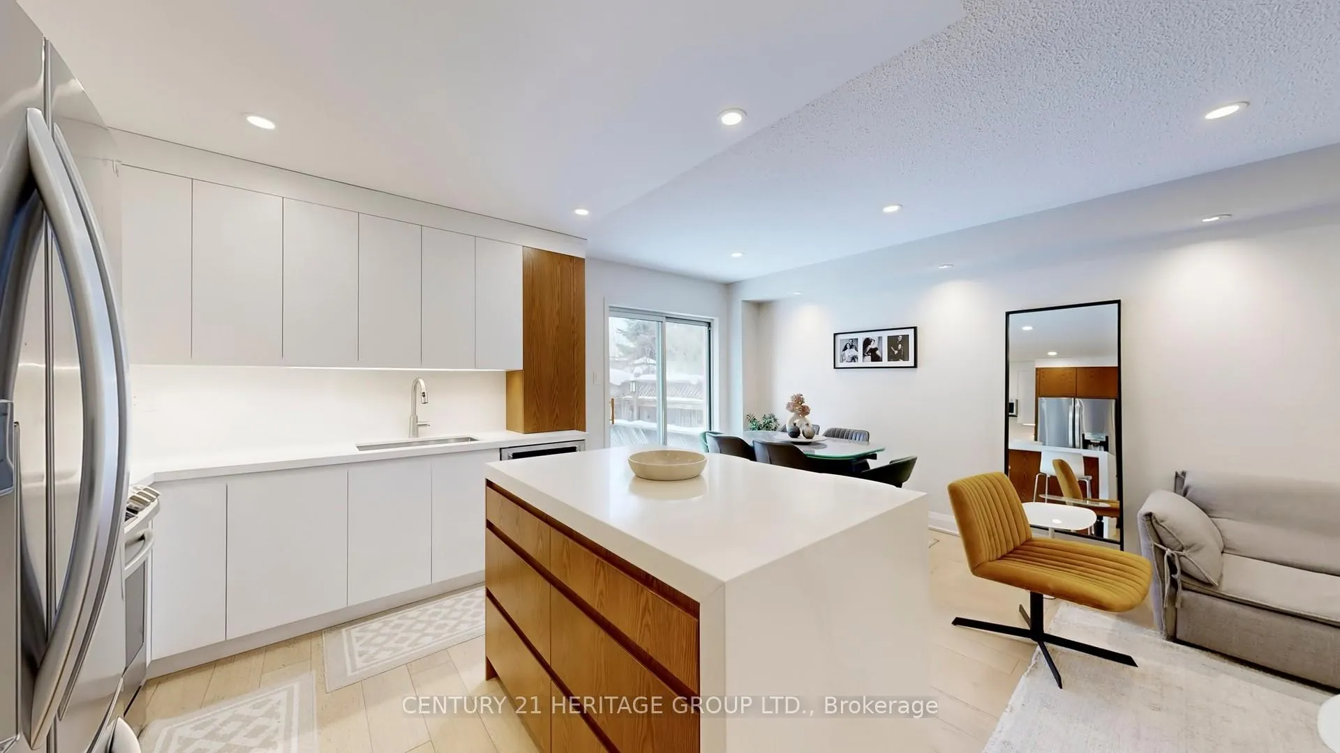 Photo 10 of 35 Kelso Crescent, Vaughan, Maple — HOMEH