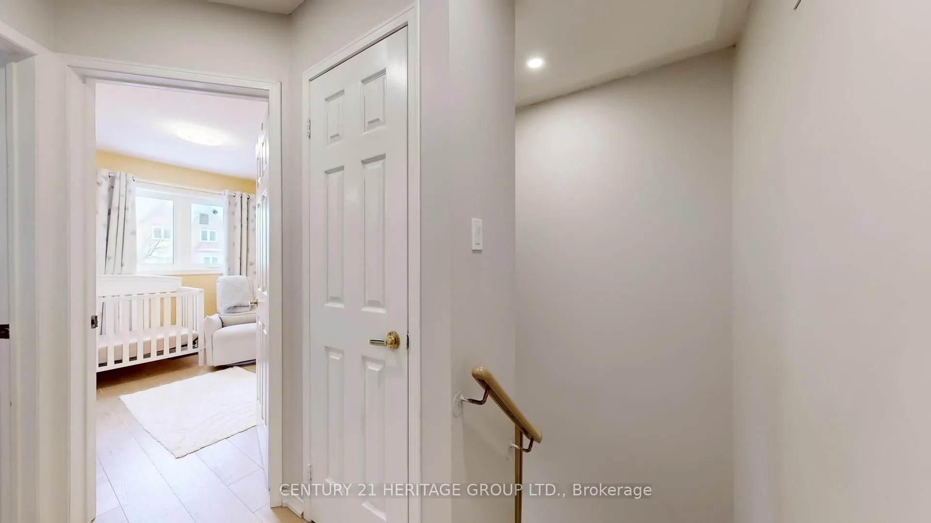 Photo 17 of 35 Kelso Crescent, Vaughan, Maple — HOMEH