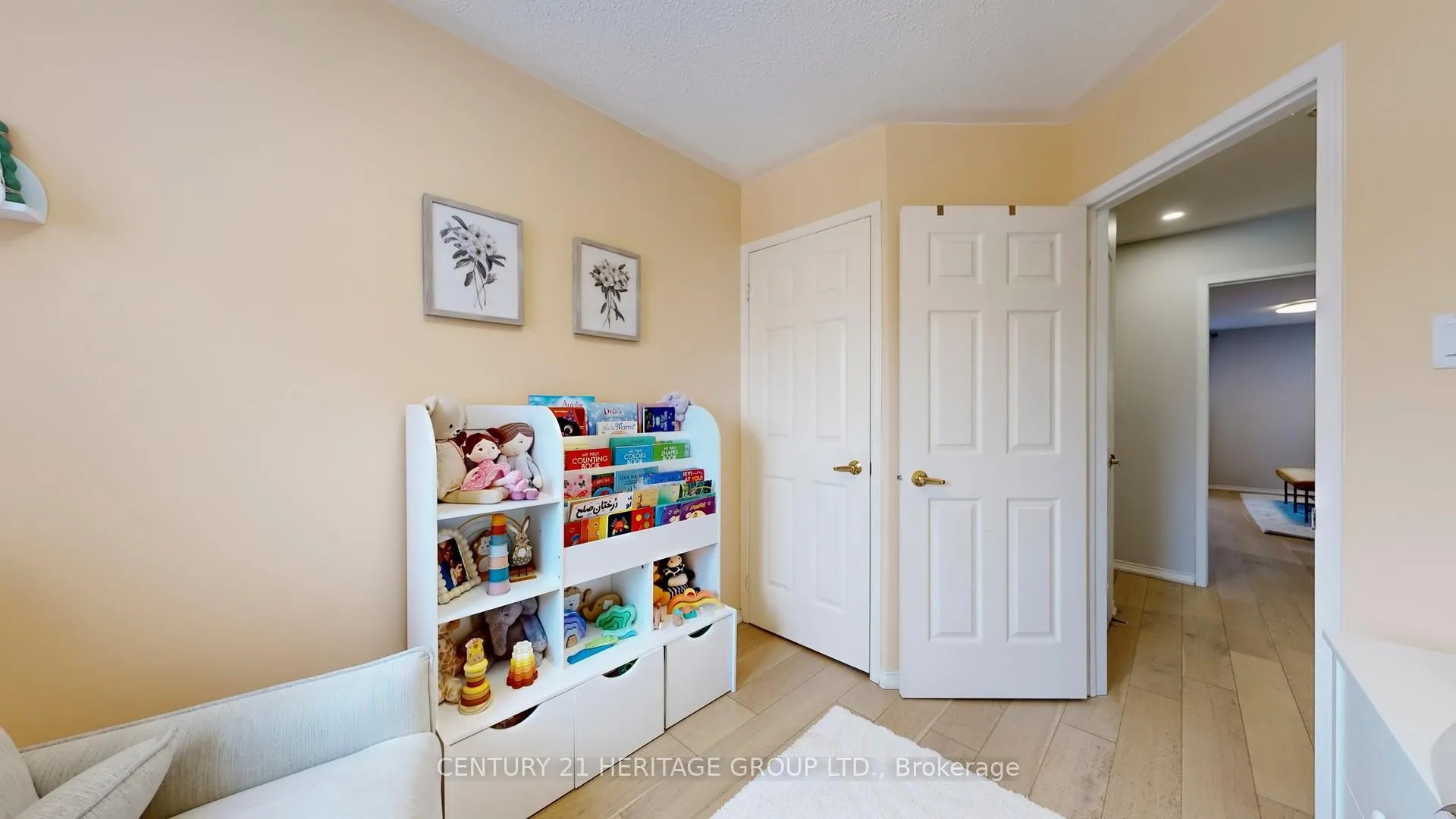 Photo 27 of 35 Kelso Crescent, Vaughan, Maple — HOMEH
