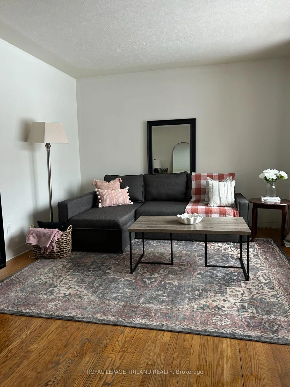 Photo 6 of 154 Ross Avenue, Thames Centre, Dorchester — HOMEH